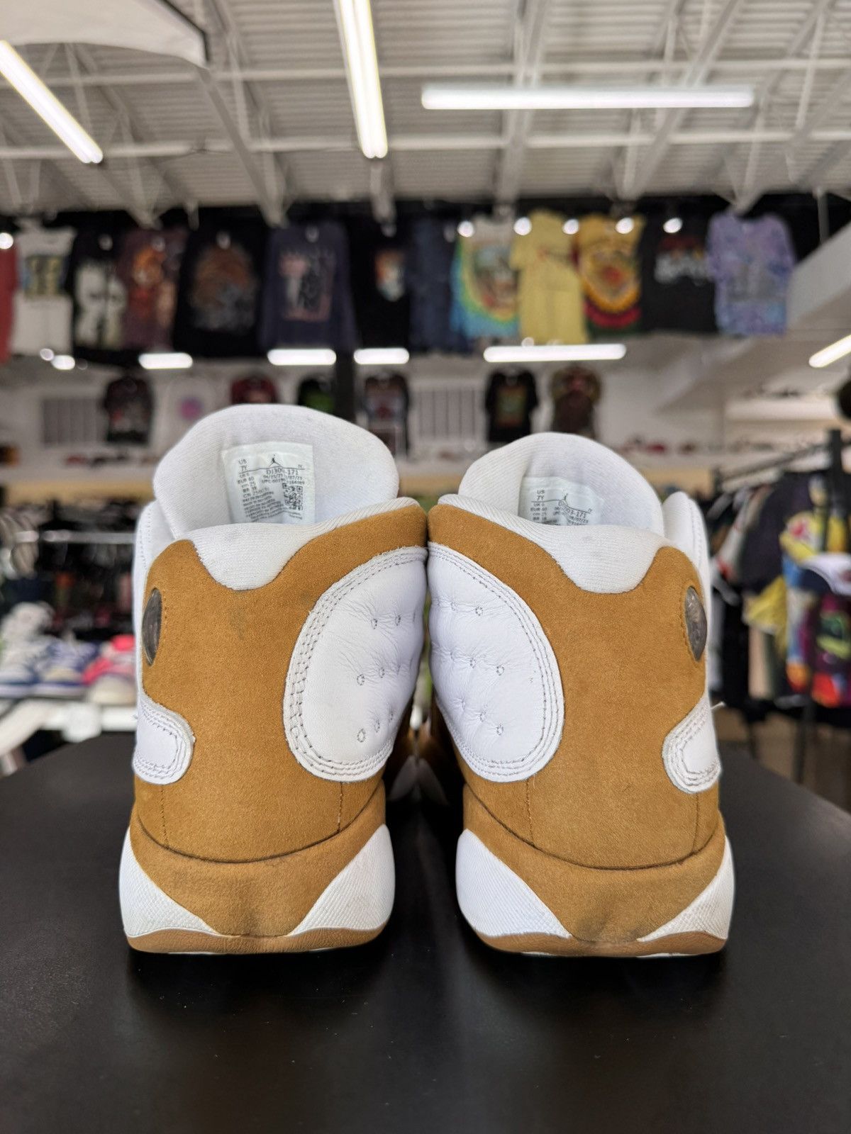 Jordan Brand Air Jordan 13 Wheat Size 7Y (2023) Size US 7 / EU 40 - 5 Thumbnail