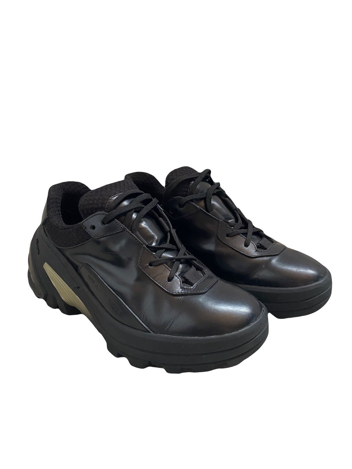 FW21 ALYX LOW LEATHER SNEAKERS