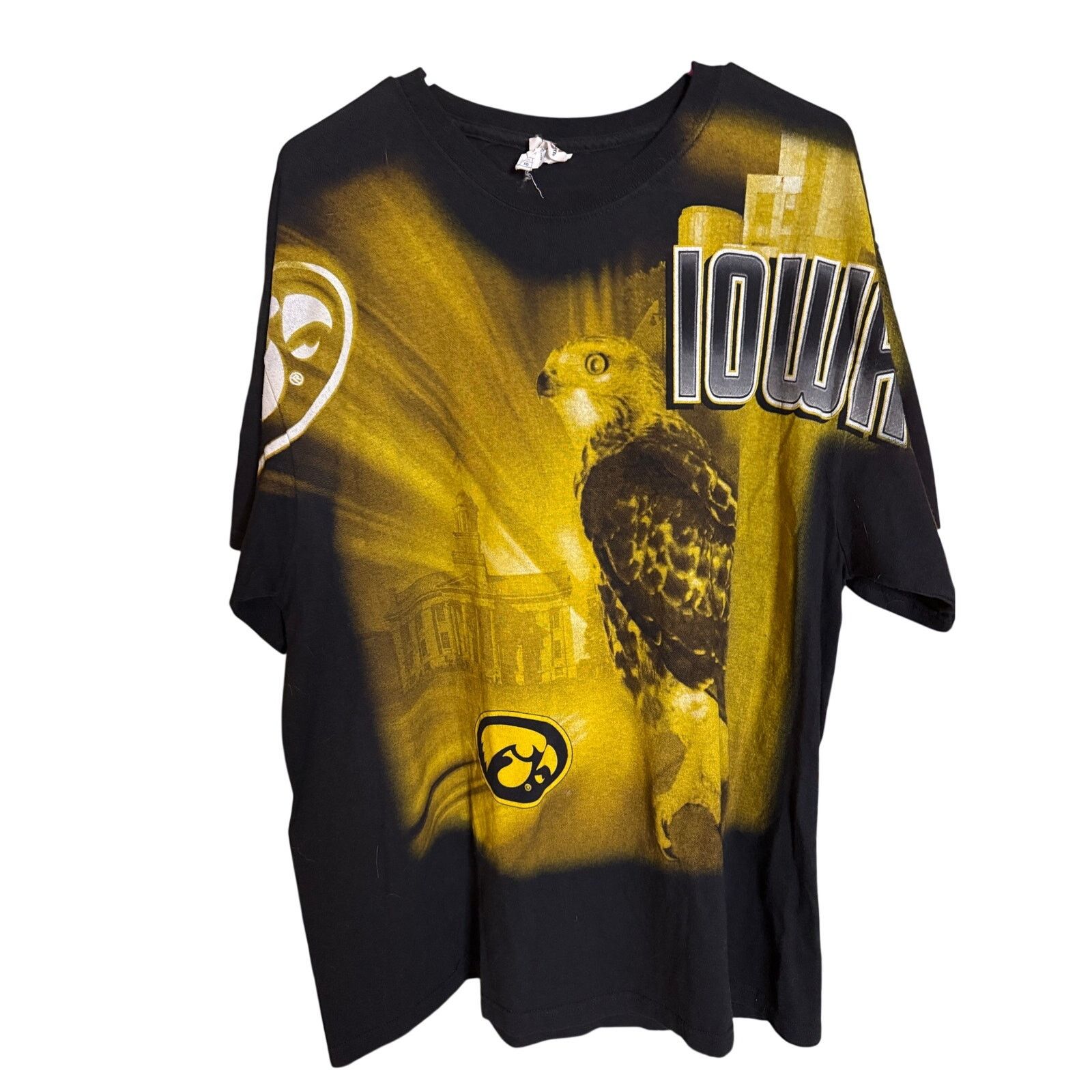 Delta Vintage Iowa Hawkeyes AOP Tee Size US XL / EU 56 / 4 - 1 Thumbnail