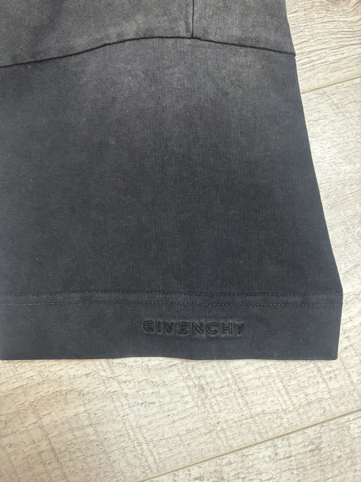 Givenchy Givenchy FW23 T-Shirt Size US S / EU 44-46 / 1 - 7 Thumbnail