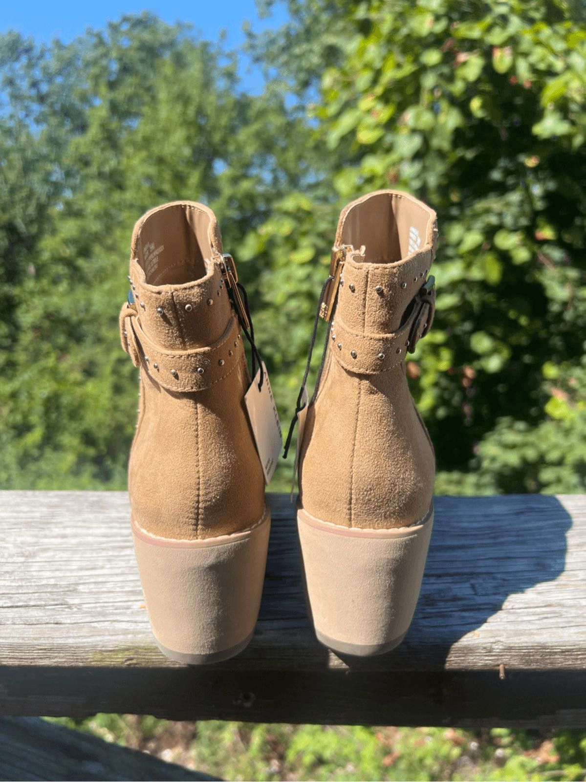 Designer Anne Klein Pamela Booties Natural Sz 5.5 NWT Size US 5.5 / IT 35.5 - 3 Thumbnail