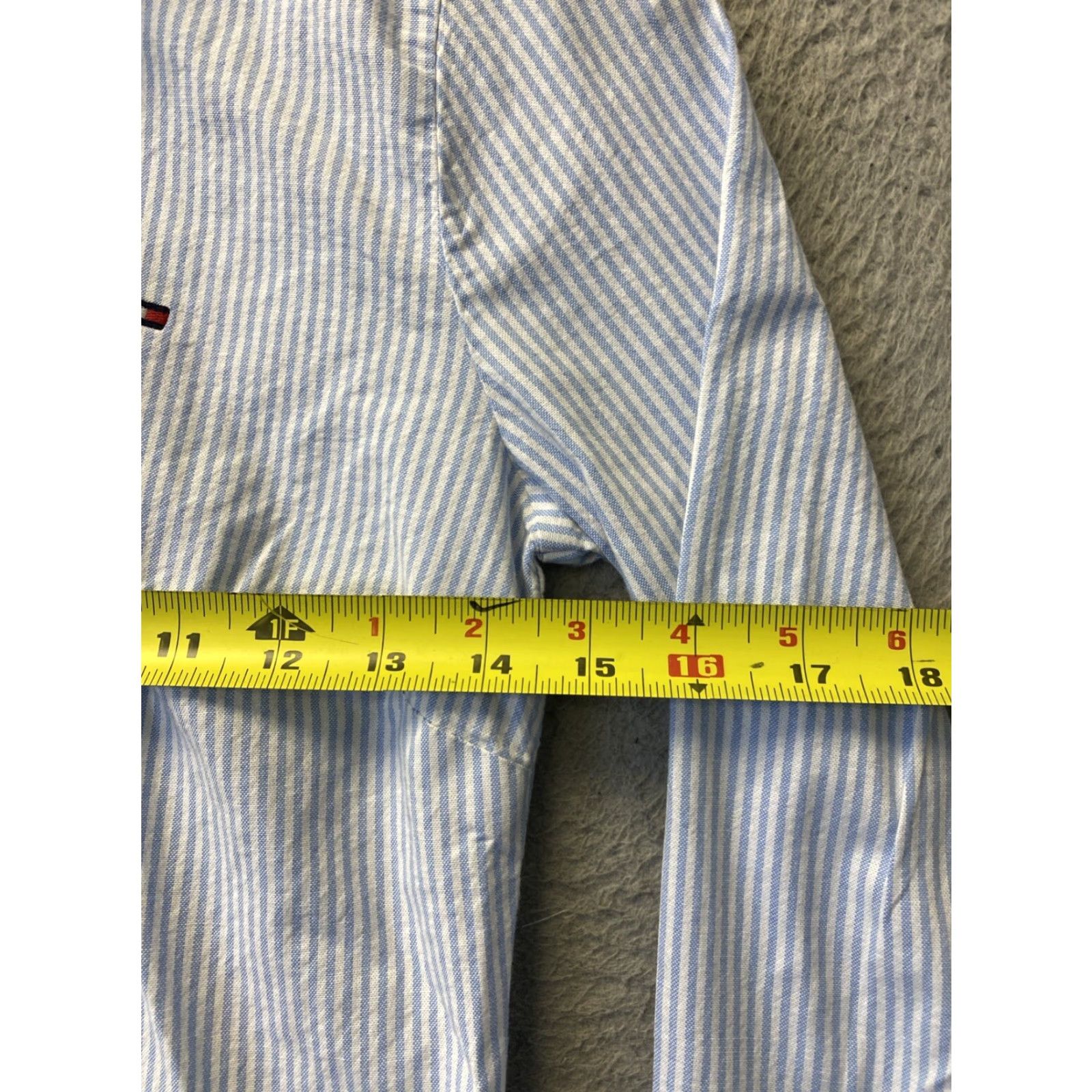 Tommy Hilfiger VINTAGE Tommy Hilfiger Women's Shirt Adult XXS Blue White Stripes Long Sleeve Button-Up Slim Fit Casual Size XXS / US 00 / IT 34 - 6 Thumbnail