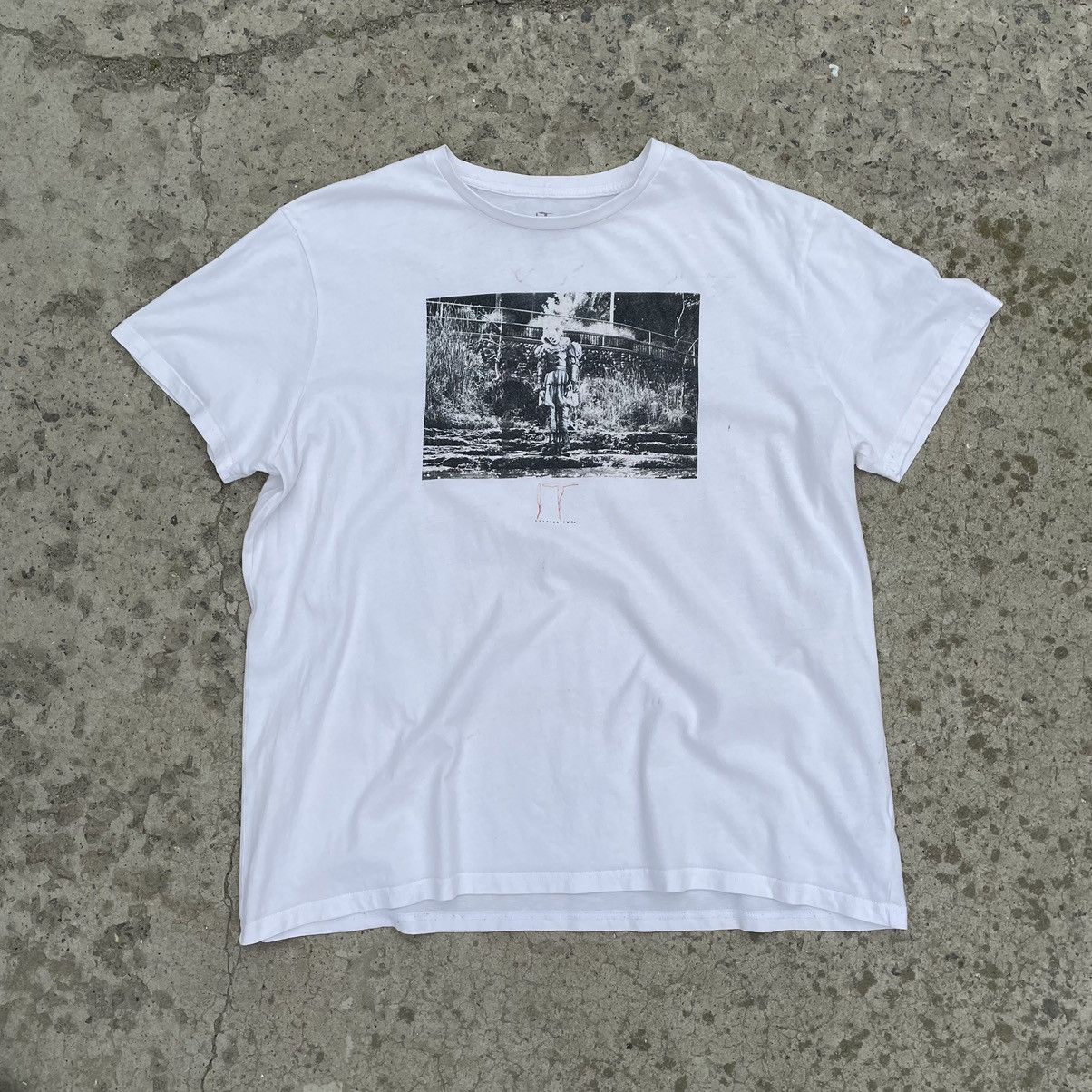 Vintage Vintage It Chapter Two T-shirts Logo Y2K 90s USA Size US XXL / EU 58 / 5 - 1 Thumbnail