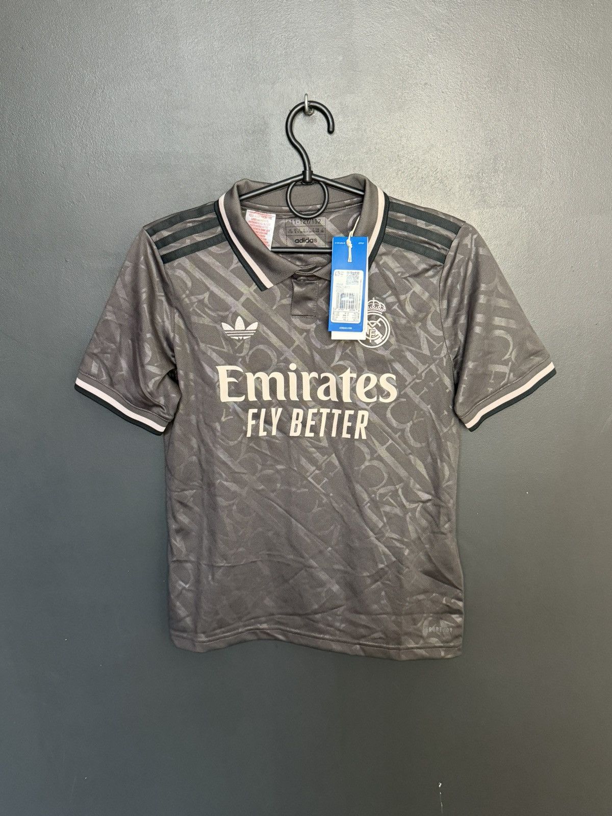Adidas KIDS New Real Madrid 24/25 Third Mbappe Football Jersey Size US XS / EU 42 / 0 - 2 Thumbnail