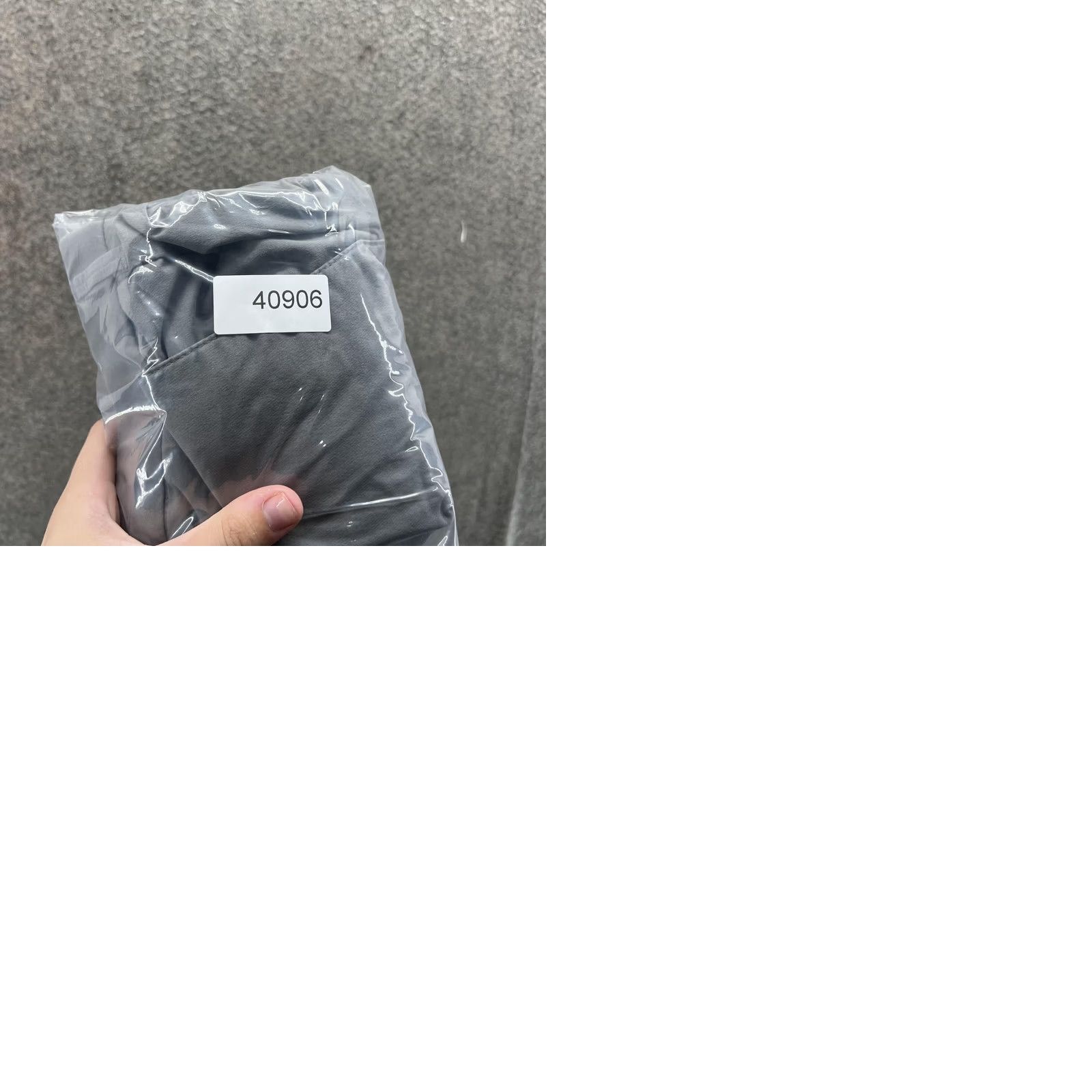 Izod IZOD Shorts Mens 40 Gray Lightweight Chino Flat Front Casual 10 Inseam Size US 40 / EU 56 - 9 Thumbnail