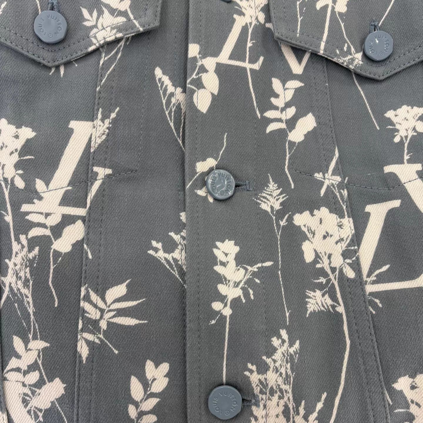 Louis Vuitton LV Denim Jacket Mist Blue Size 48 New Size US M / EU 48-50 / 2 - 7 Thumbnail