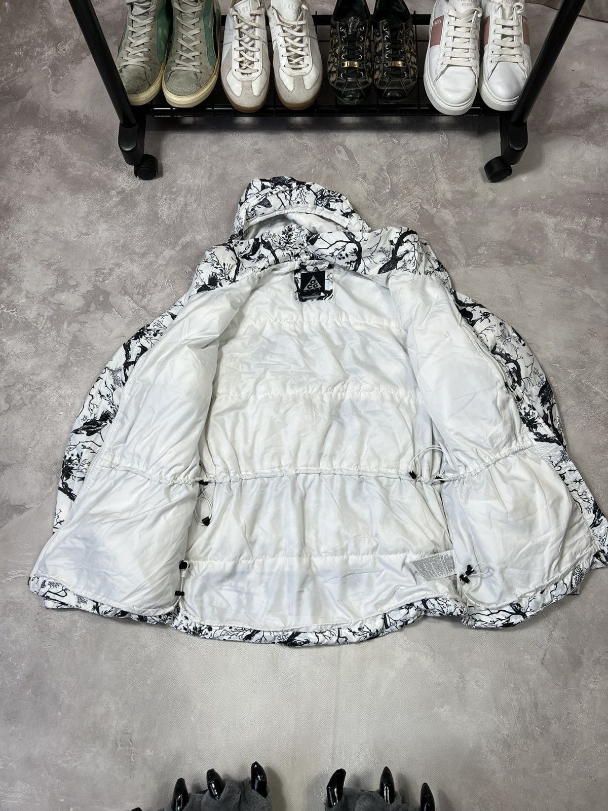 Vintage Vintage Nike ACG Animal Patern Micropuffer Jacket Size XL / US 12-14 / IT 48-50 - 13 Thumbnail