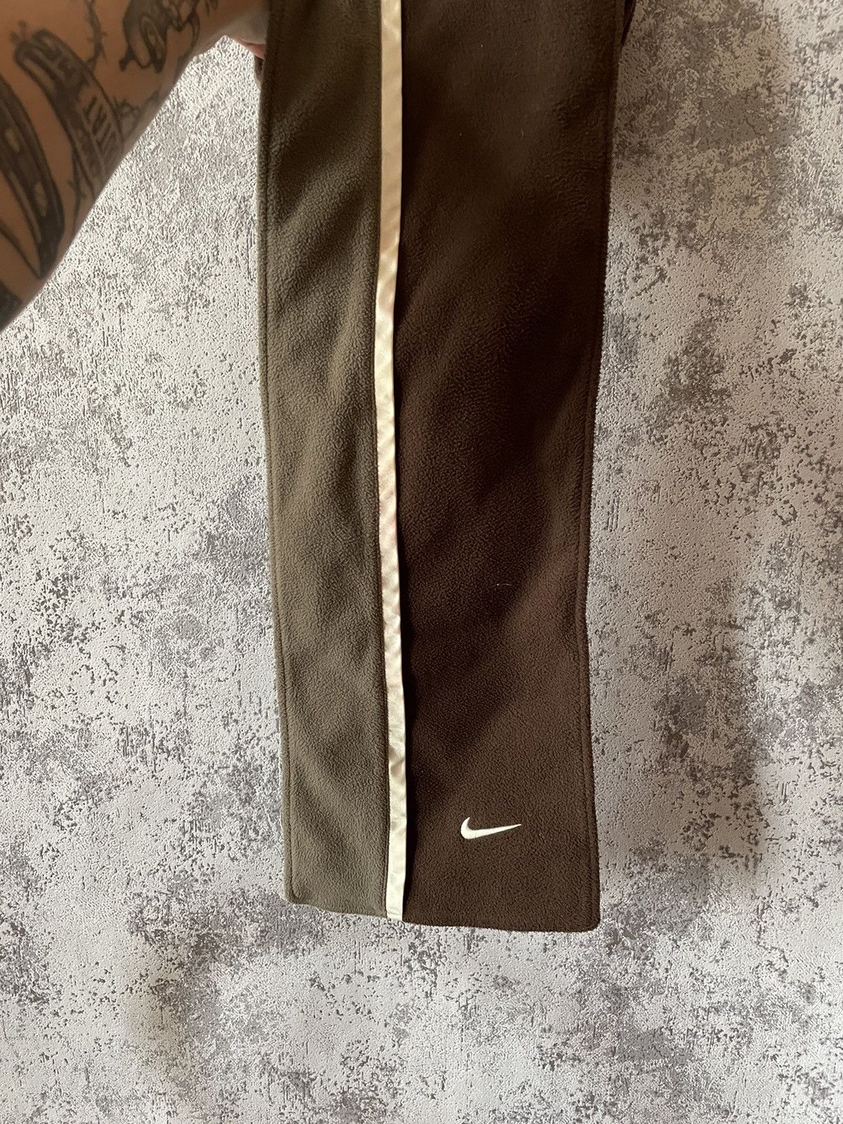 Nike × Vintage Vintage Nike Y2K Brown Fleece Scarf Size ONE SIZE - 3 Thumbnail