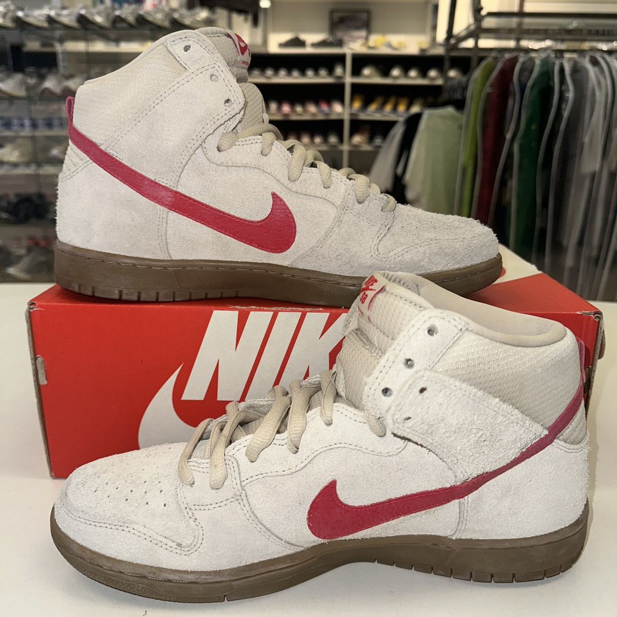 Nike Size 10.5 - Nike Dunk Pro SB High Birch Hyper Red Size US 10.5 / EU 43-44 - 2 Thumbnail