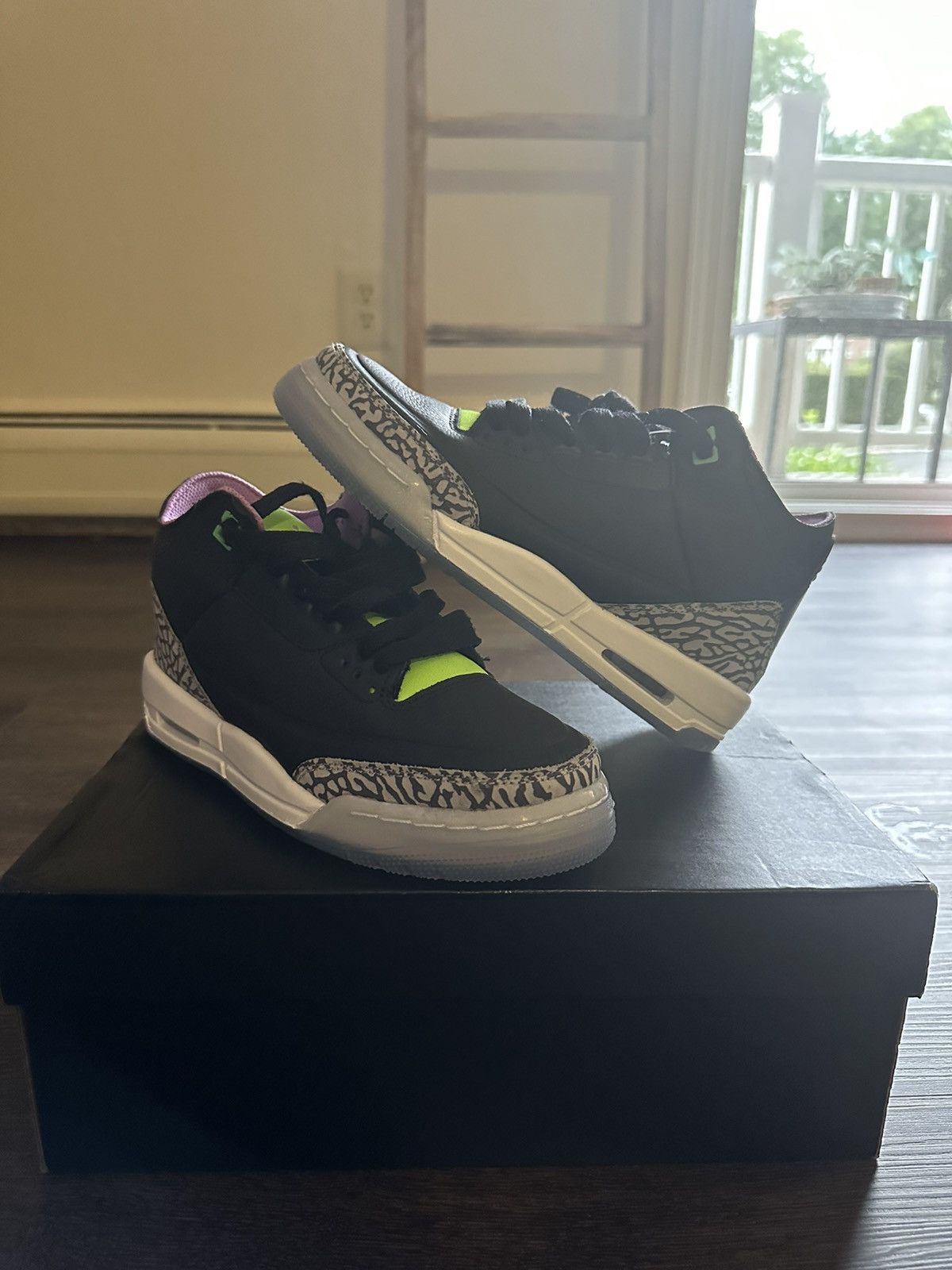 Nike Jordan 3 electric green Size US 5.5 / IT 35.5 - 9 Thumbnail