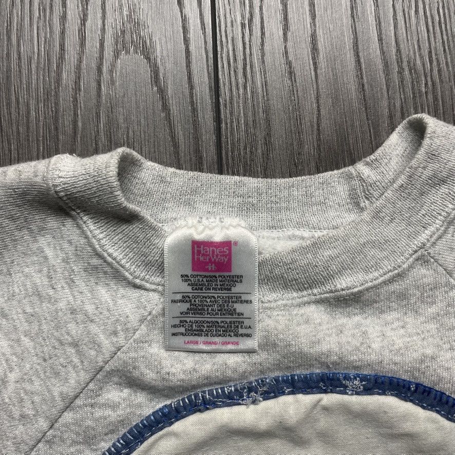 Fruit Of The Loom × Vintage Vintage Grandma Bird Thrive on Chaos 1980s Raglan Sweatshirt Size US S / EU 44-46 / 1 - 5 Thumbnail