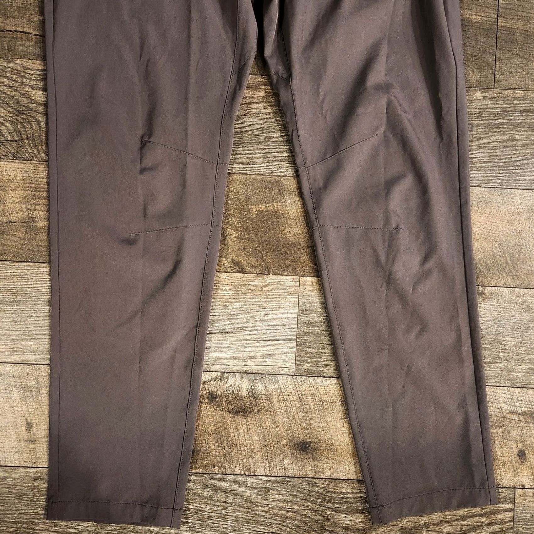 Fabletics Fabletics The Only Pants Mens Large 34x30 Gray Performance Stretch Size US 33 - 2 Thumbnail