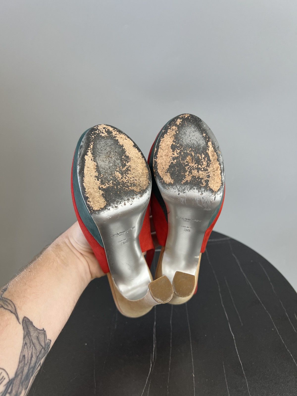 Yves Saint Laurent Yves Saint Laurent Rive Gauche Suede Platform Pumps (Y0498) Size US 8 / IT 38 - 7 Thumbnail