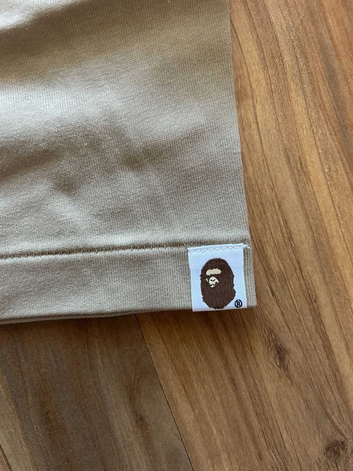 Bape NEW Bape Beige Graffiti Logo Tee Size US M / EU 48-50 / 2 - 5 Thumbnail