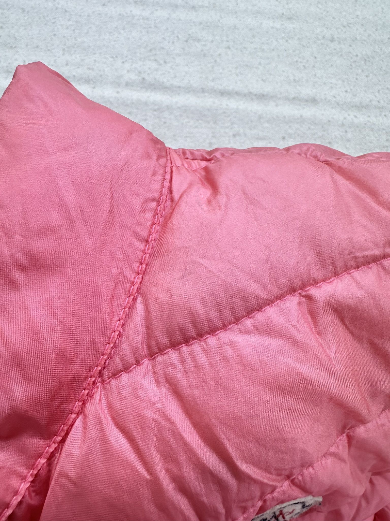 Moncler Moncler Vest Jacket Coral Pink Patch Logo Buttoned Size S / US 4 / IT 40 - 10 Thumbnail