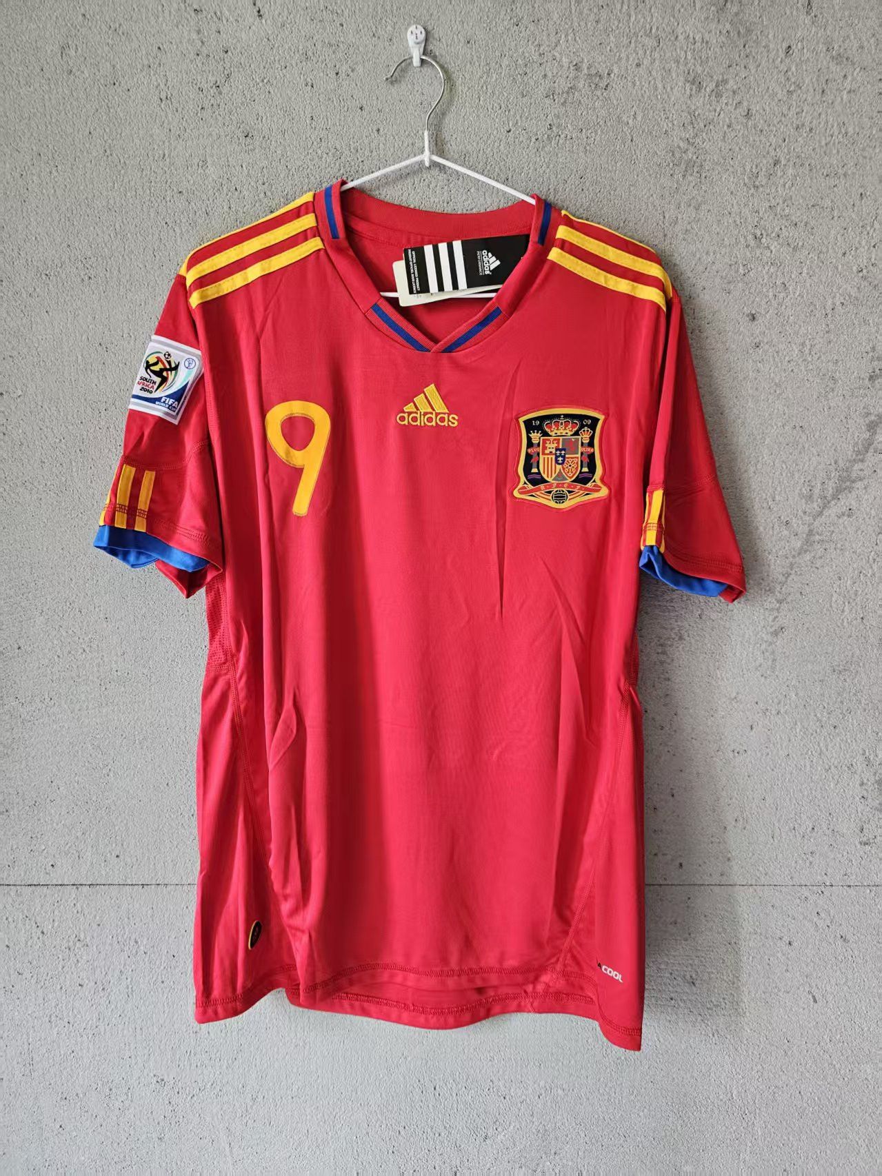 Other 2010 Spain #9 Torres Jersey Home Size US S / EU 44-46 / 1 - 1 Thumbnail