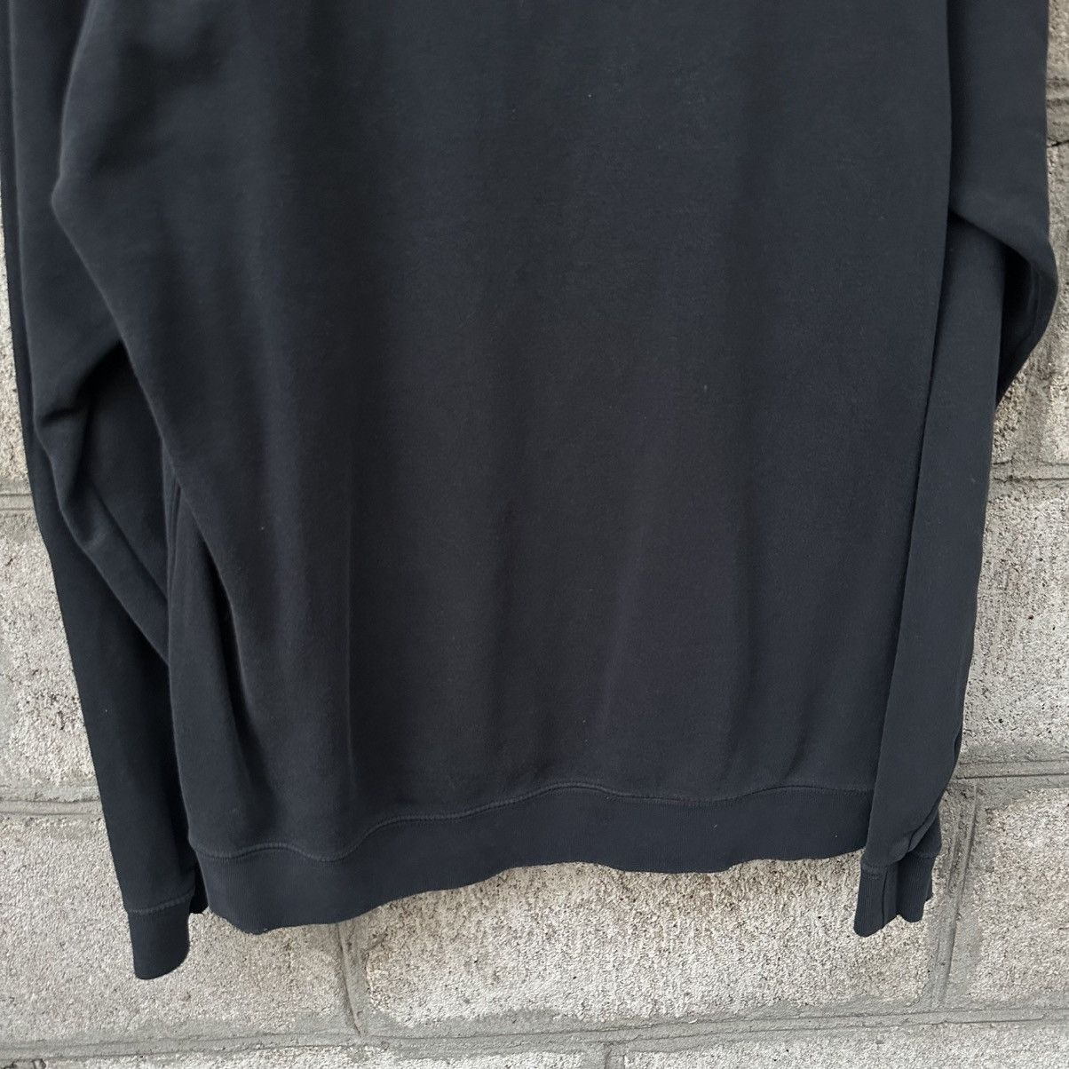 Nike Vintage Nike Sweatshirt Small Logo Hype Trend Size M Y2K Size US M / EU 48-50 / 2 - 7 Thumbnail