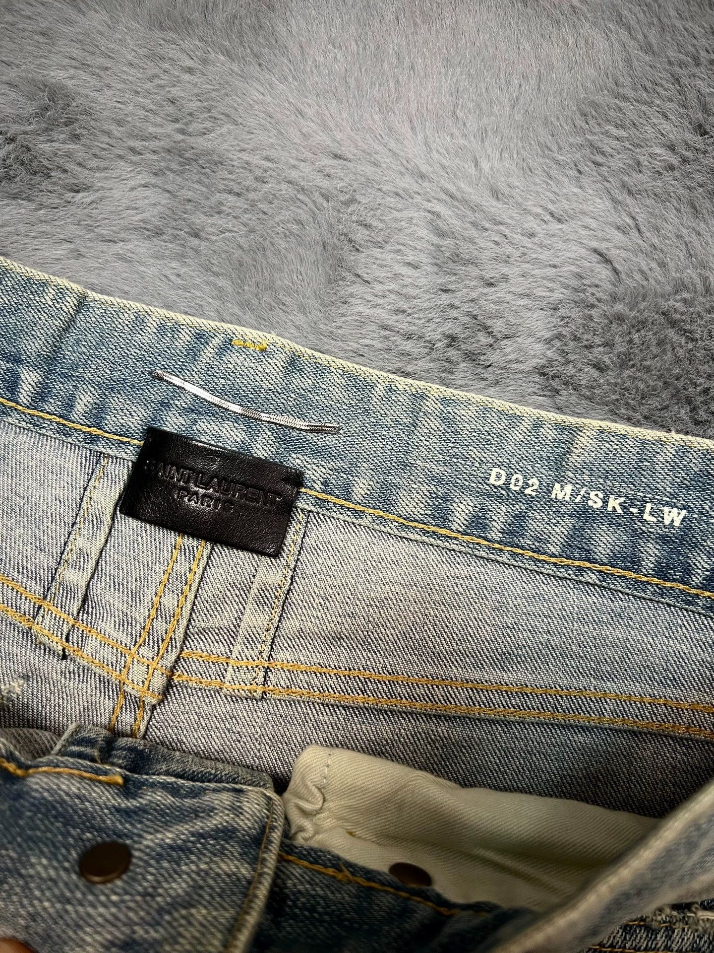 Saint Laurent Paris Authentic Saint Laurent jeans in whisker wash Size US 30 / EU 46 - 6 Thumbnail