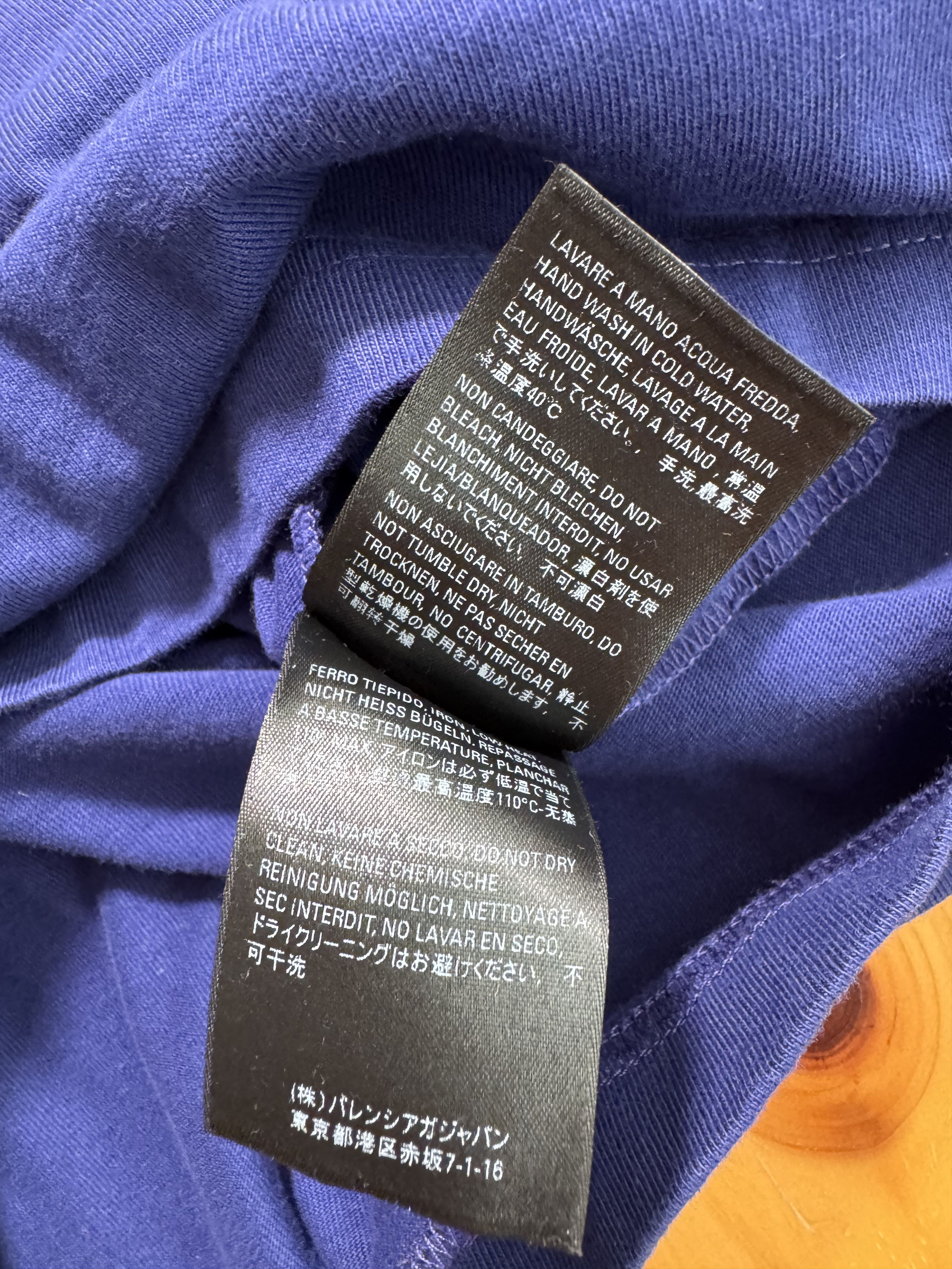 Balenciaga Balenciaga Top Model T Shirt Size US S / EU 44-46 / 1 - 5 Thumbnail