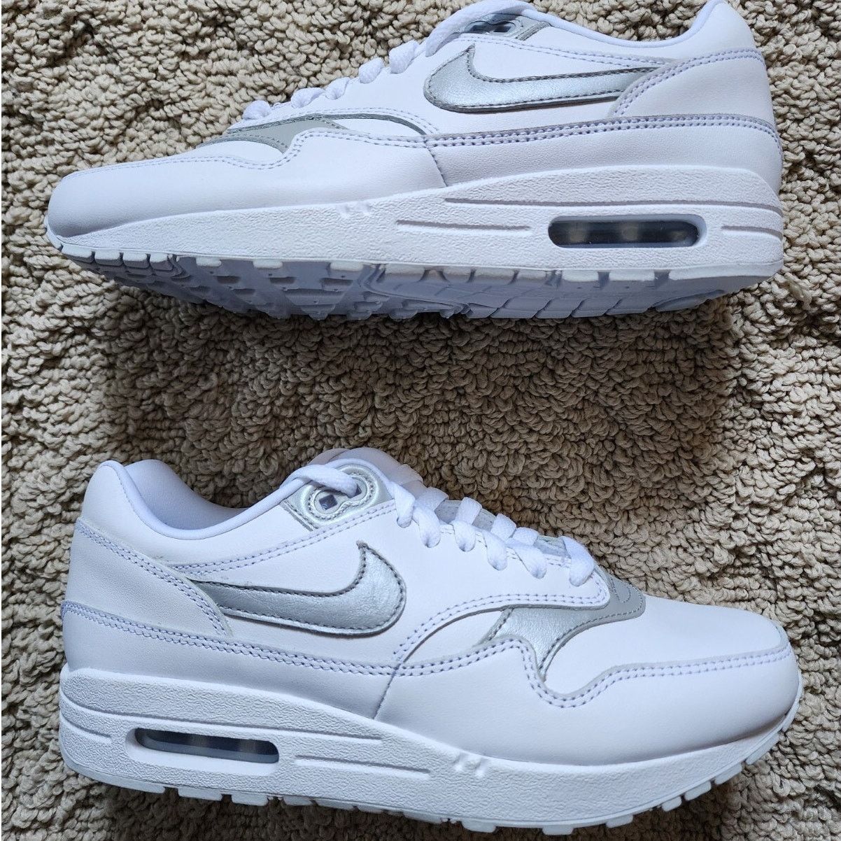 Nike Wmns Nike By You Air Max 1 White Brand New Sz 9 Size US 9 / IT 39 - 2 Thumbnail