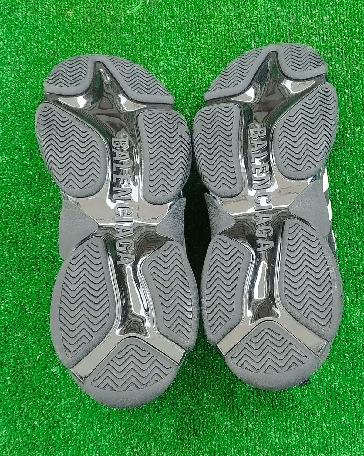 Adidas × Balenciaga Shoes Adidas x Balenciaga Triples S Size US 14 / EU 47 - 11 Thumbnail