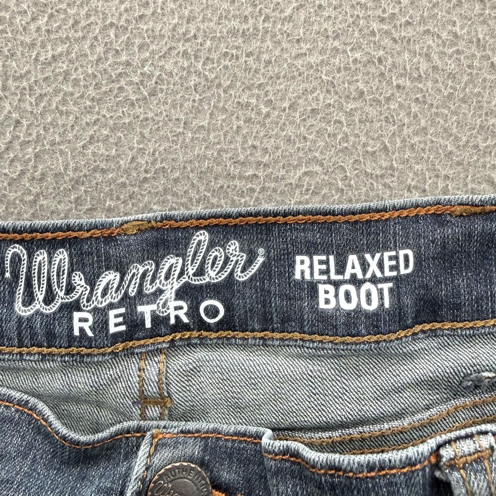 Wrangler Wrangler Jeans Mens 36x33 Blue Retro Relaxed Bootcut Denim Medium Wash Casual Size US 36 / EU 52 - 3 Thumbnail