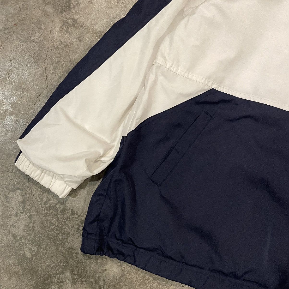 Sergio Tacchini Vintage Sergio Tacchini Halfzip Light Jacket Size US L / EU 52-54 / 3 - 4 Thumbnail