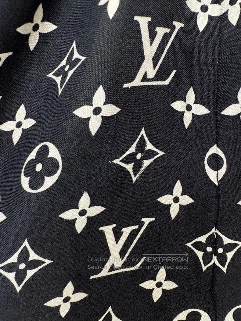 Louis Vuitton Louis Vuitton Silk Monogram Shorts. Size US 38 / EU 54 - 6 Thumbnail