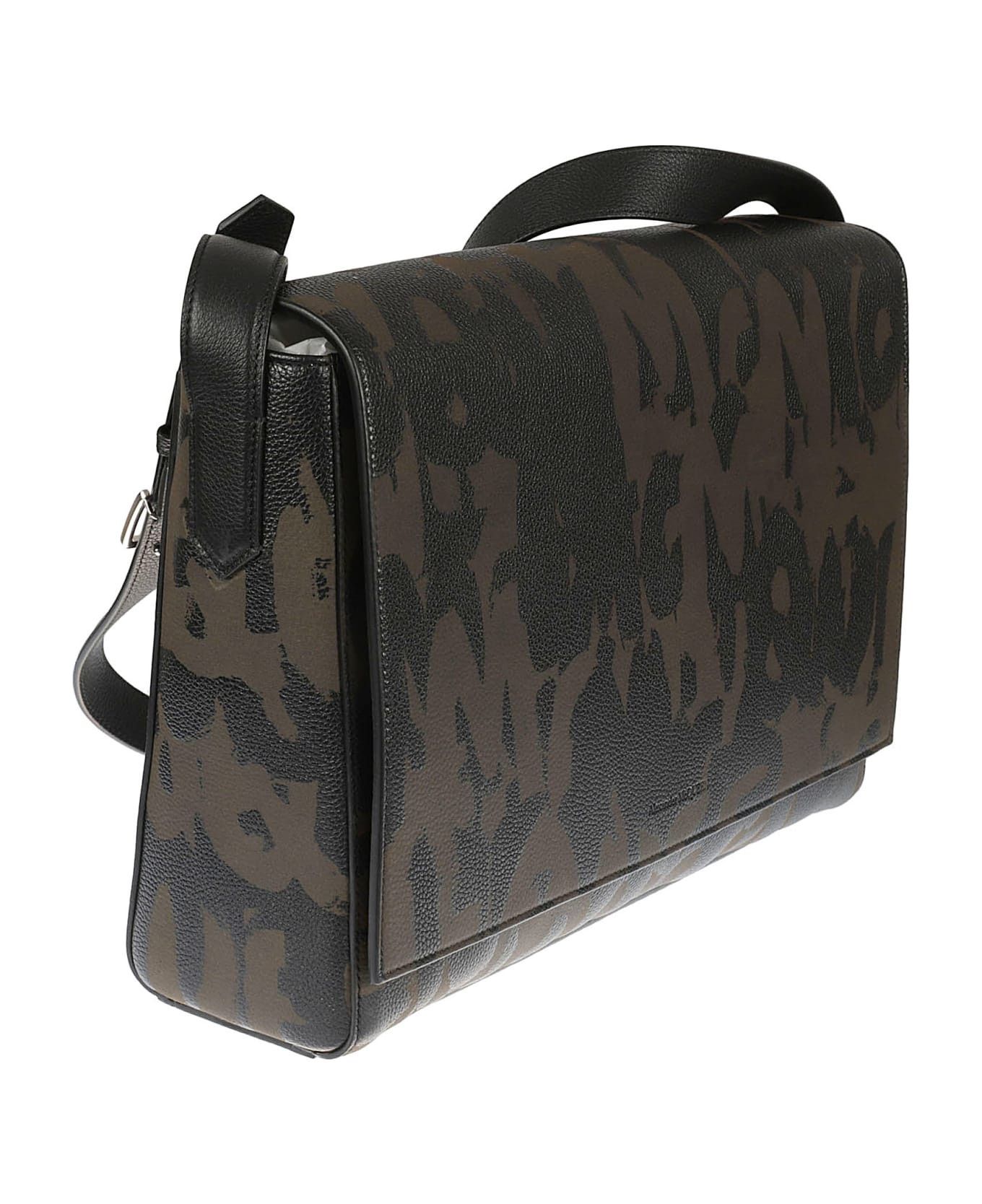Alexander McQueen o1w1db10725 Size: OS/The Sharp Messenger Bag in Black/Beige Size ONE SIZE - 3 Thumbnail