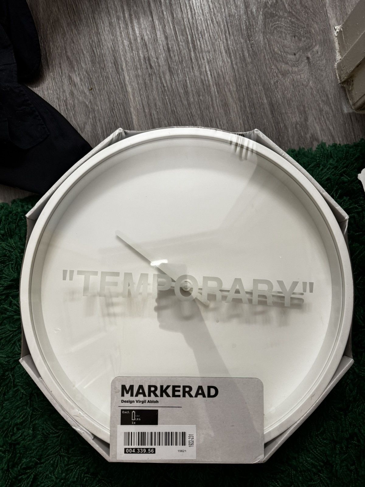 Off-White Off-white “temporary” clock Size ONE SIZE - 1 Thumbnail