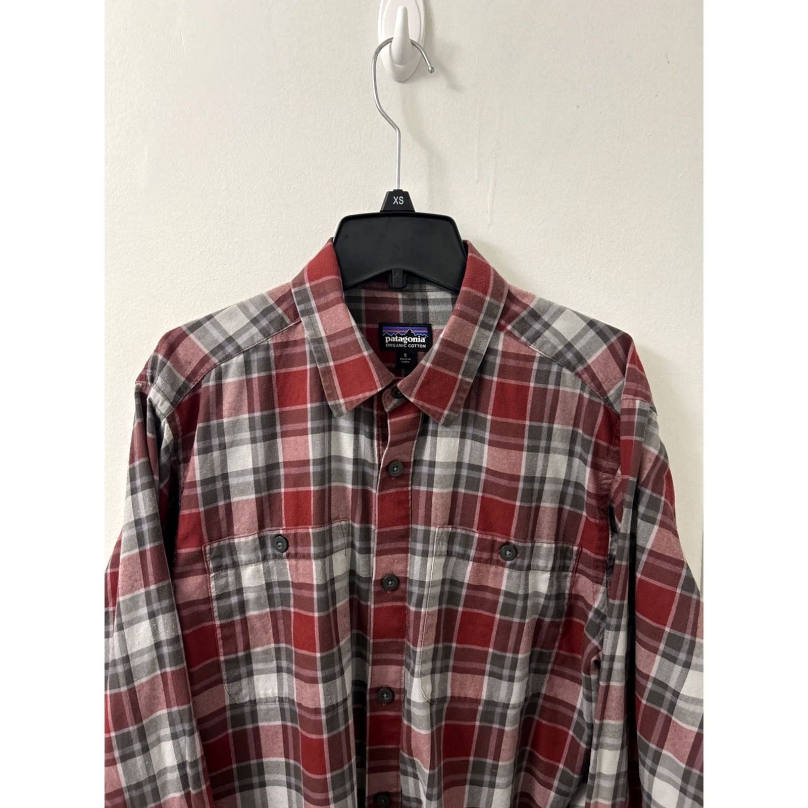 Patagonia Patagonia Shirt Mens Small Red Plaid Pima Cotton Button Down L/S Size US S / EU 44-46 / 1 - 2 Thumbnail