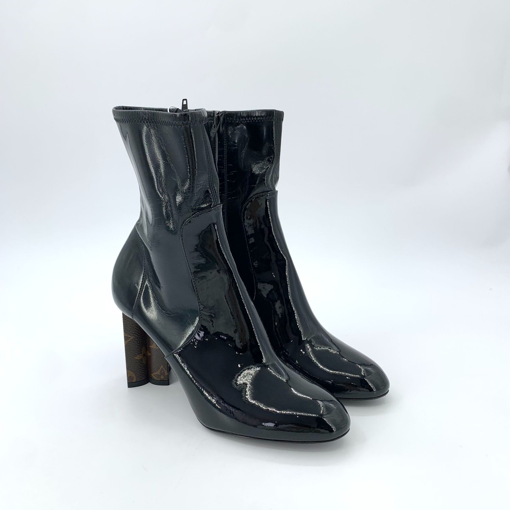 Louis Vuitton Louis Vuitton Black Patent Leather High Heel Ankle Boots Siz Size US 9 / IT 39 - 2 Thumbnail