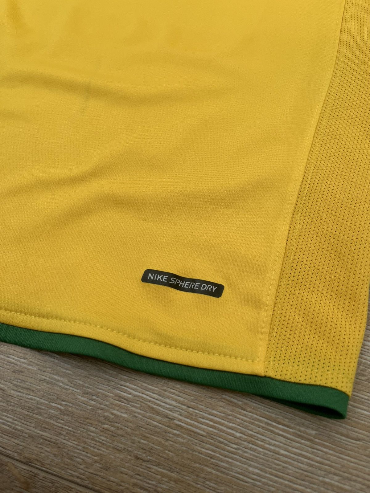Nike RARE NIKE BRAZIL ROBINHO #11 HYPE BLOCKCORE STYLE JERSEY Size US L / EU 52-54 / 3 - 17 Thumbnail