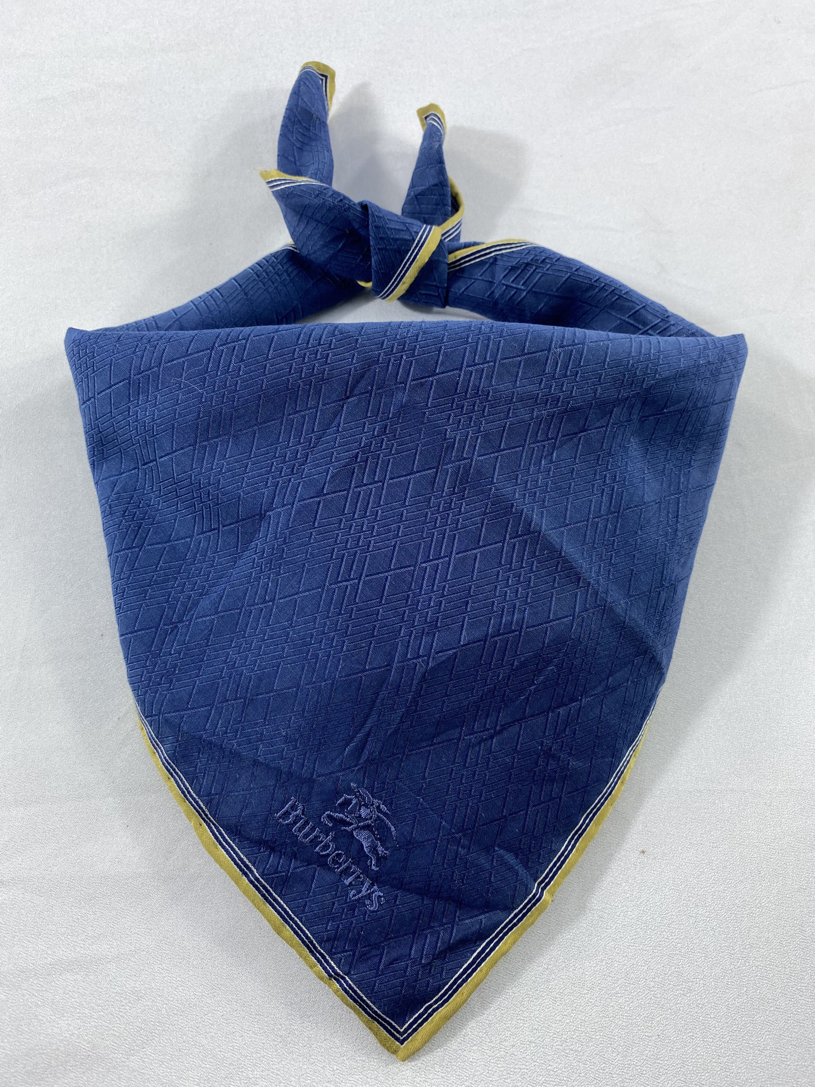 Burberry Burberry Handkerchief / Bandana / Neckerchief Size ONE SIZE - 2 Thumbnail