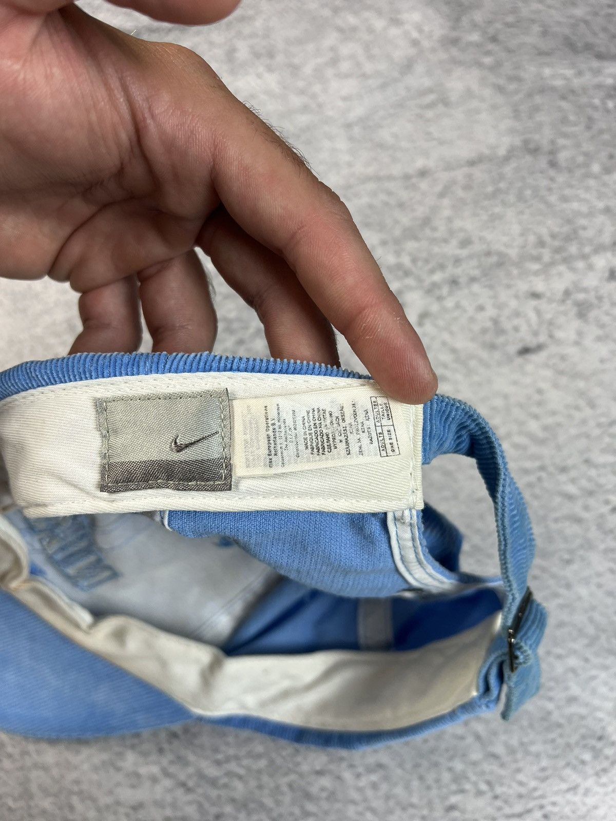 Nike Vintage Nike velvet baseball cap Size ONE SIZE - 5 Thumbnail