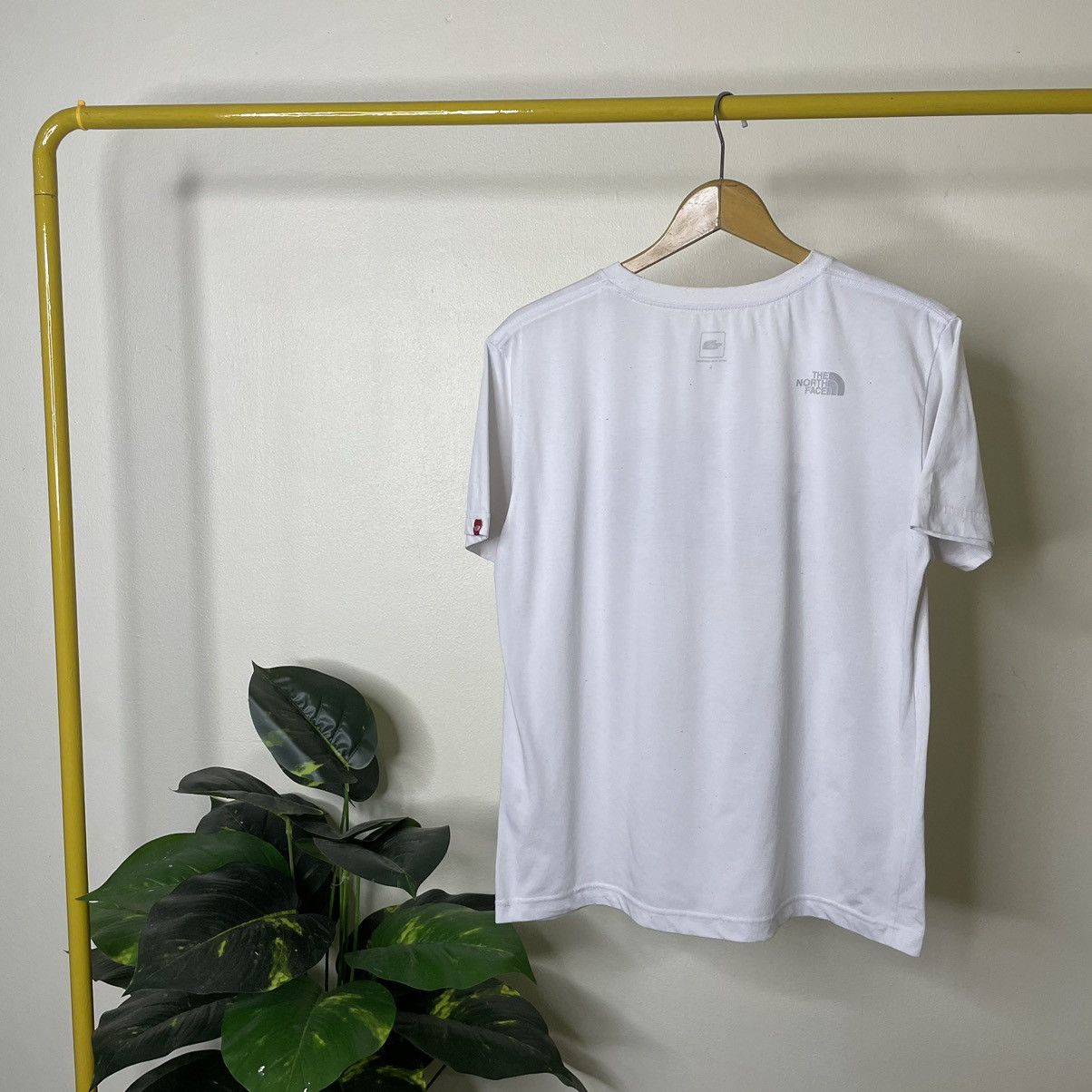 The North Face The North Face Big OG Reflective Logo T Shirt Gorpcore Style Size US L / EU 52-54 / 3 - 5 Thumbnail