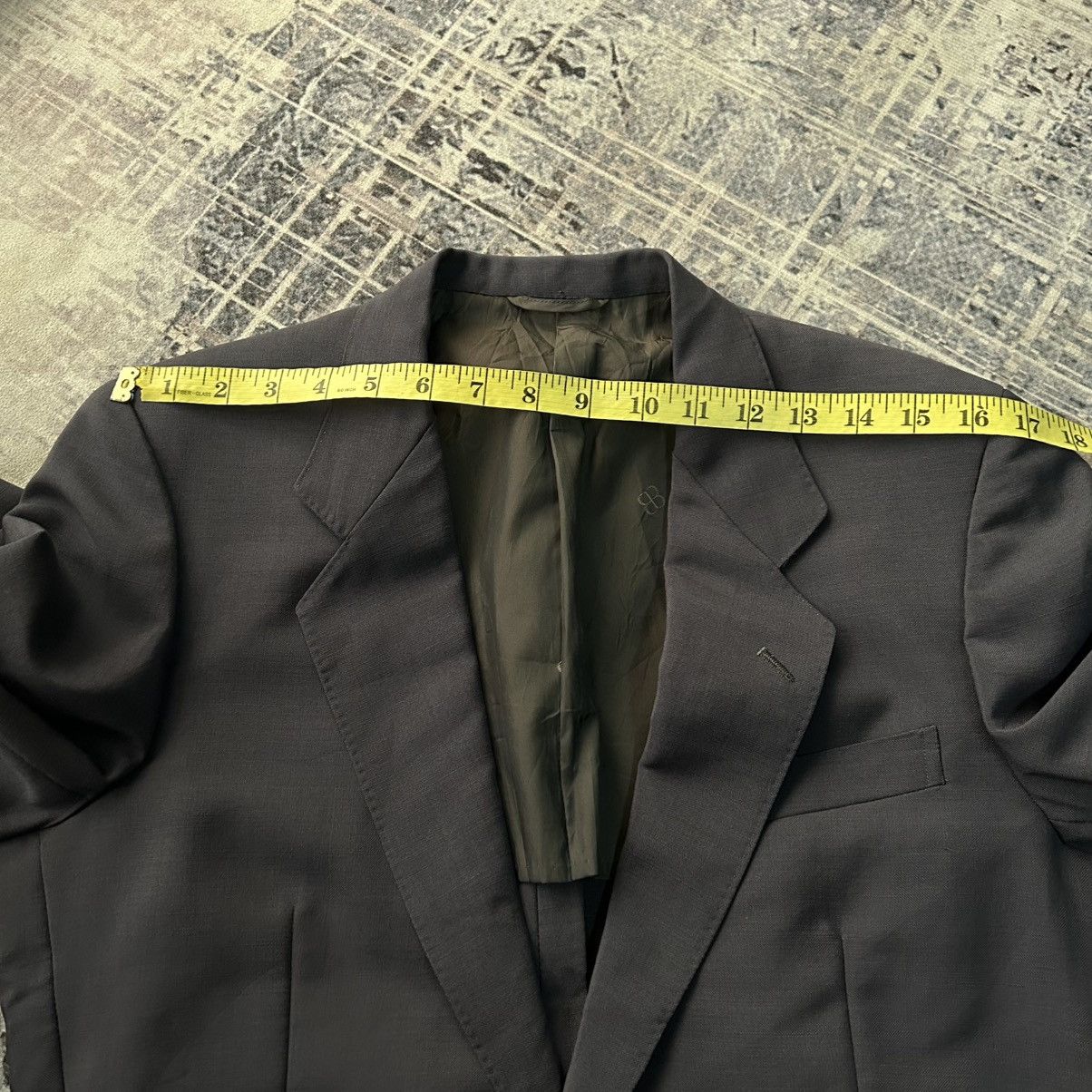 Balenciaga Balenciaga Iconic Button Logo Blazer Size 38R - 14 Thumbnail
