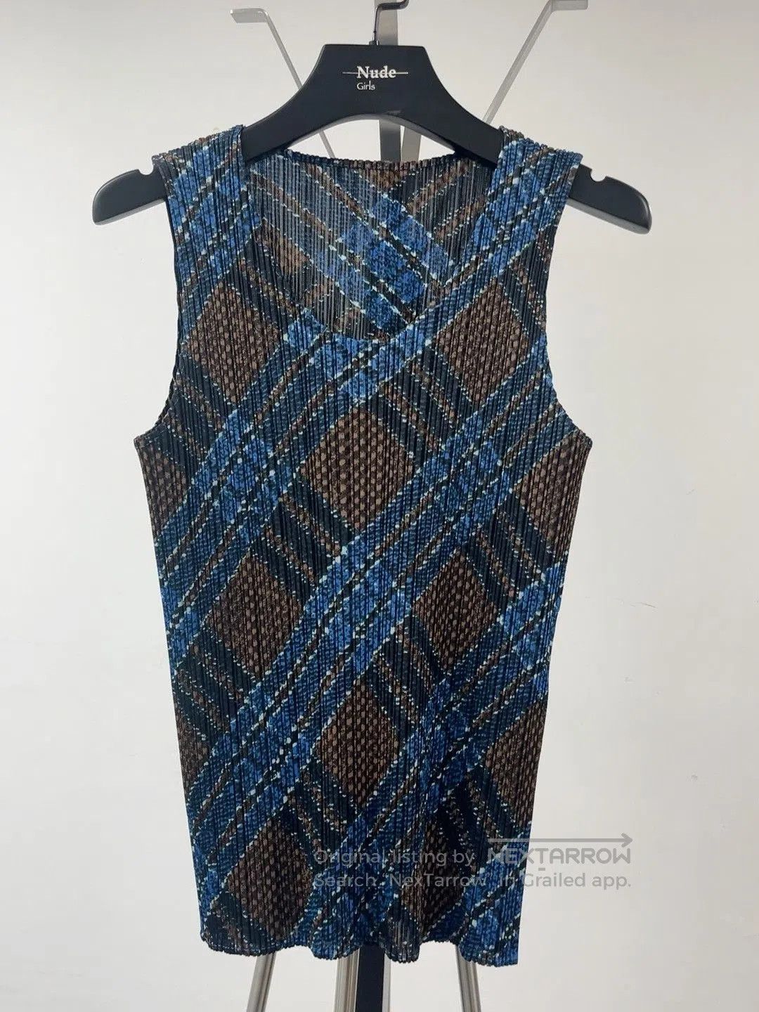 Pleats Please Issey Miyake Pleats Please ISSEY MIYAKE Blue Plaid Vest. Size XL / US 12-14 / IT 48-50 - 1 Thumbnail