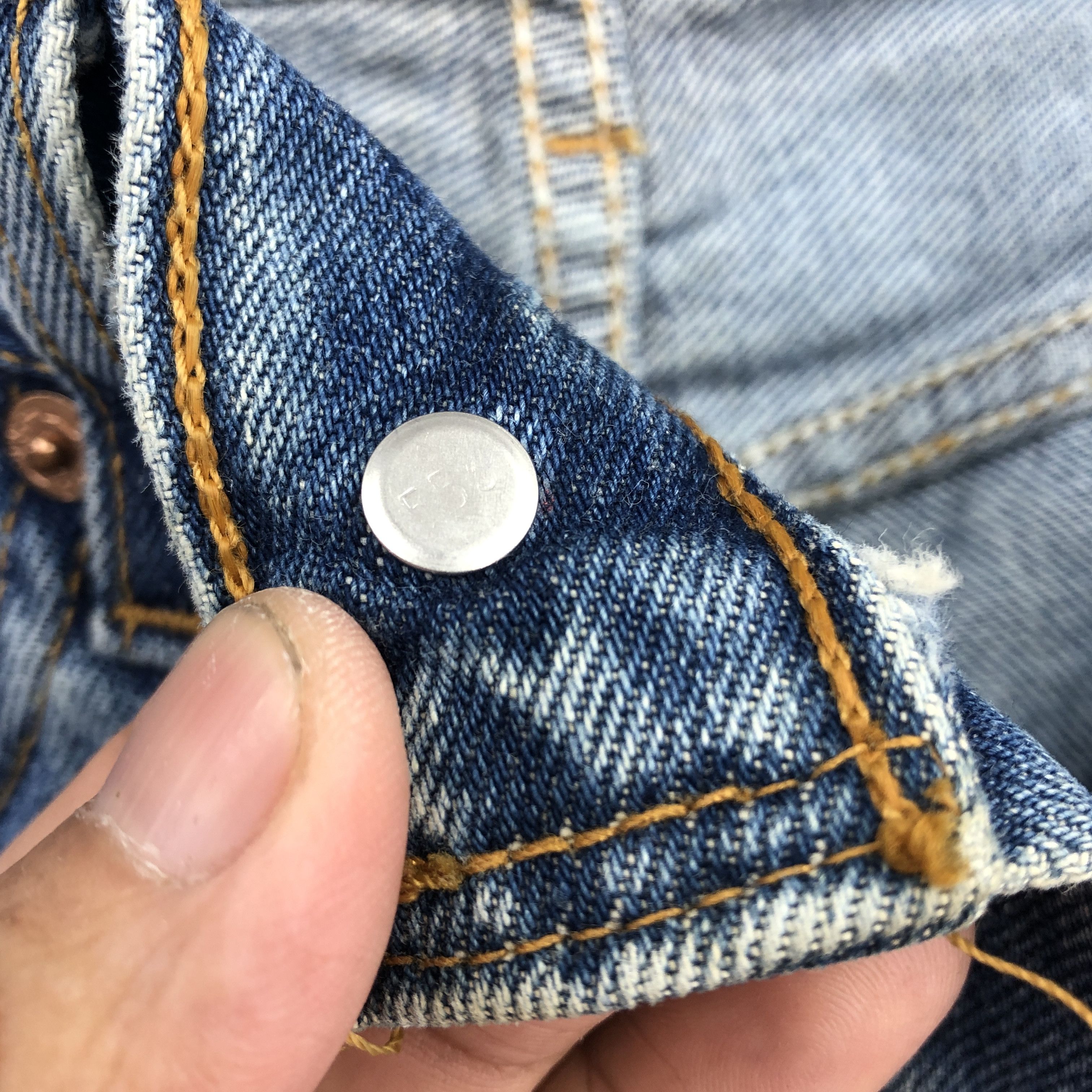 Levi's Vintage 90s Levis 501 Stone Wash Jeans Levi's Faded Denim Size 24" / US 00 / IT 34 - 8 Thumbnail