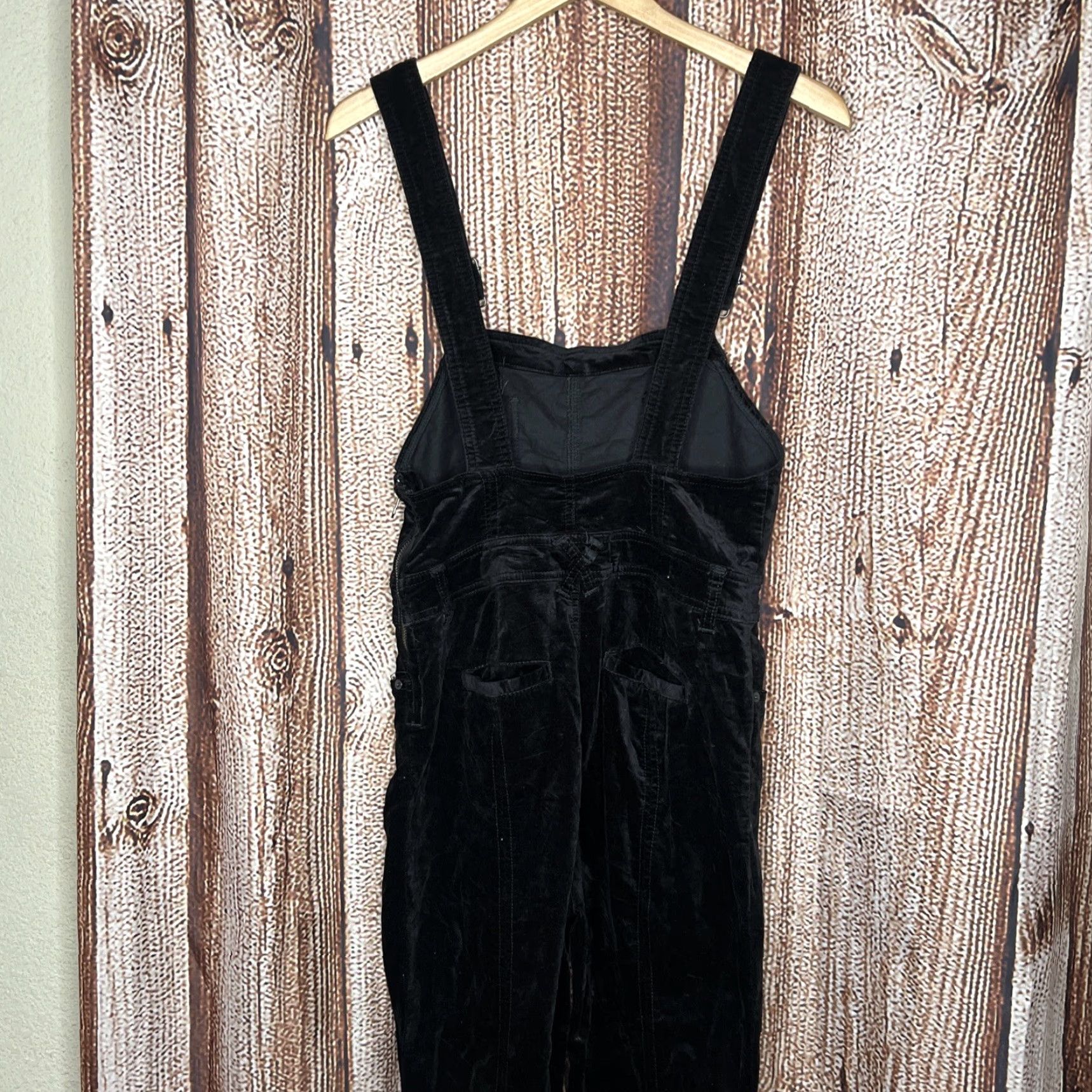 Anthropologie VINTAGE Anthropologie Pilcro and the Letterpress Black Velvet Flared Overalls Womens Size 27 Size 27" / US 4 / IT 40 - 5 Thumbnail