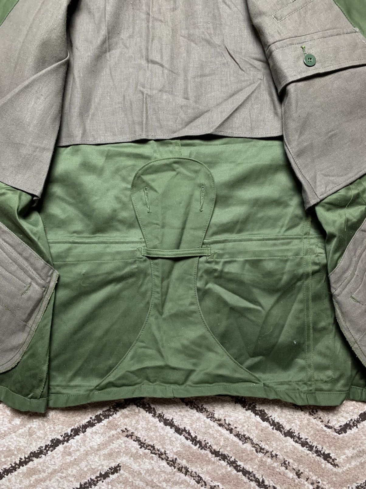 Vintage Vintage Sweden D100 Army Military jacket Size US M / EU 48-50 / 2 - 11 Thumbnail