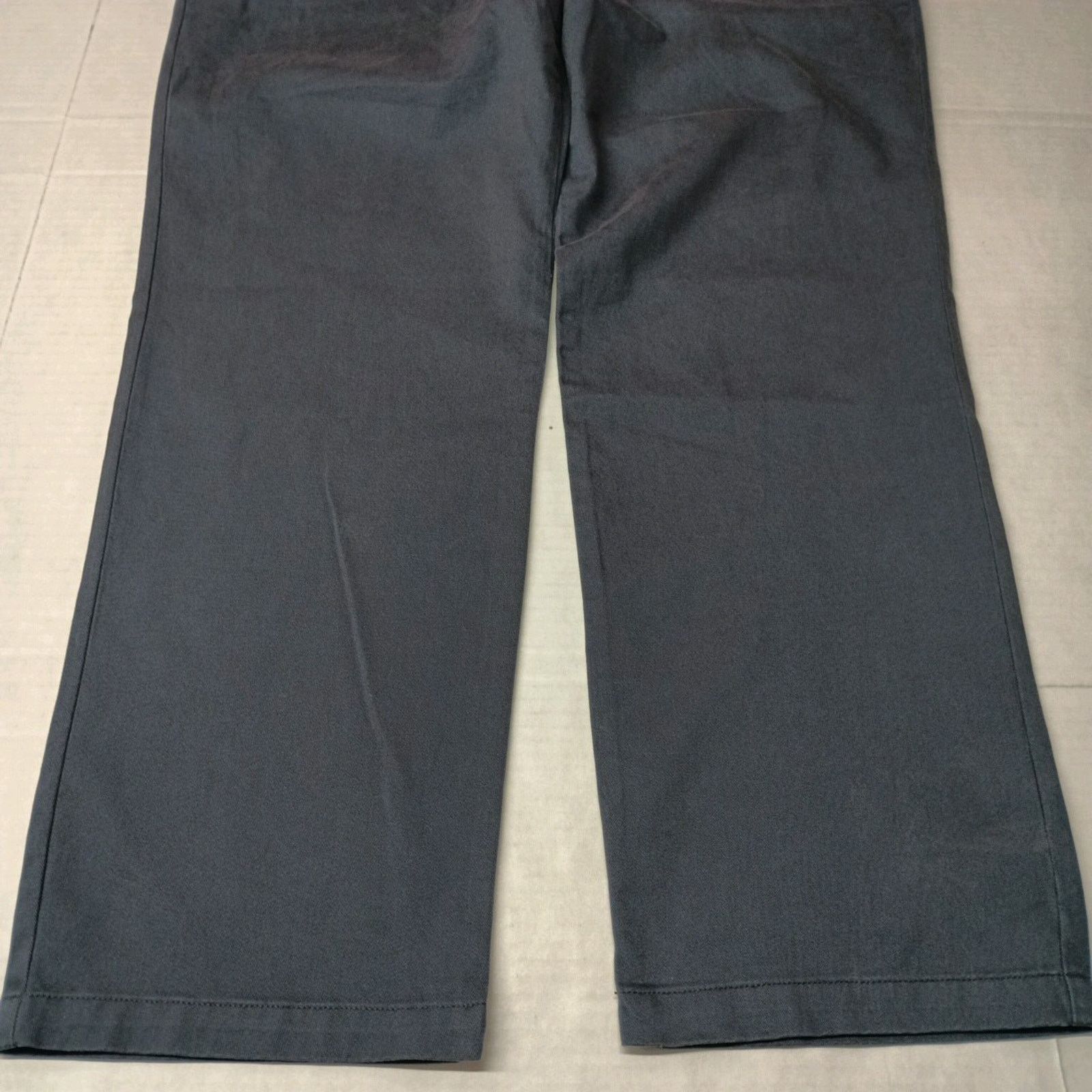 Dockers Dockers Men's Classic Fit Perfect Pants Navy Blue 40x34 New Size US 40 / EU 56 - 3 Thumbnail
