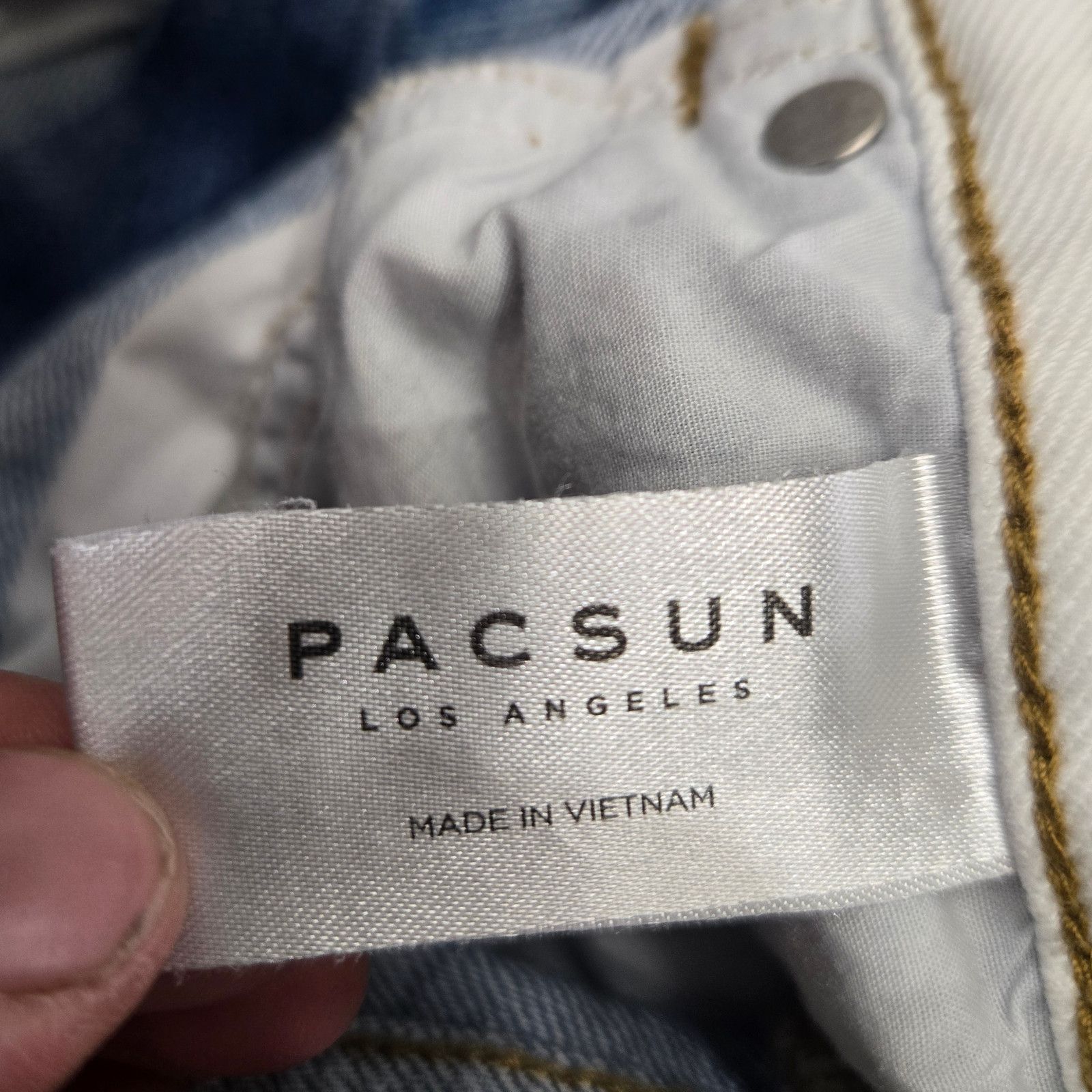 Pacsun Two Toned Mom Short Denim Shorts Size 26 Size 26" / US 2 / IT 38 - 5 Thumbnail