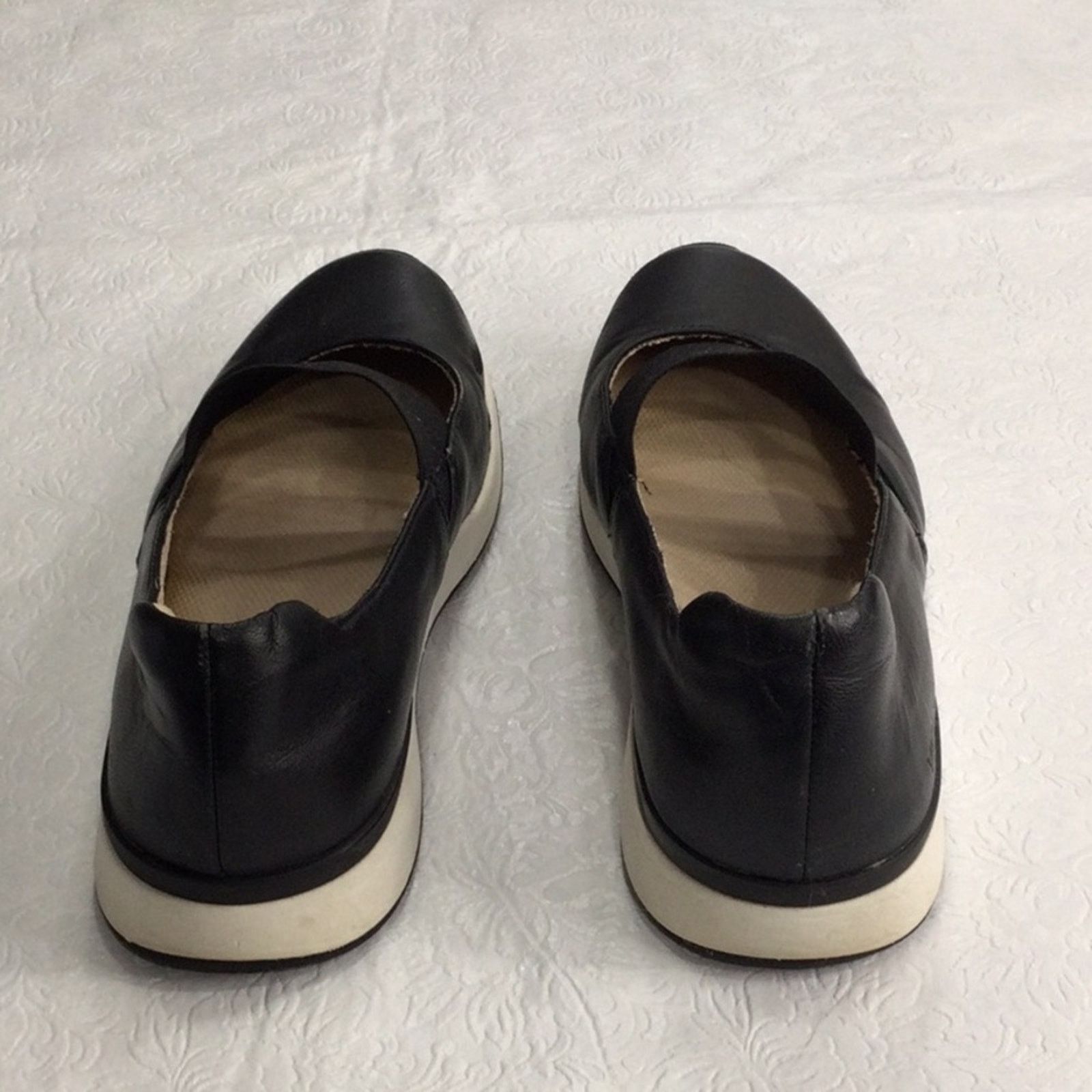 Vionic Vionic Cadee Black Leather Slip On Mary Janes Size 10 Size US 10 / IT 40 - 5 Thumbnail