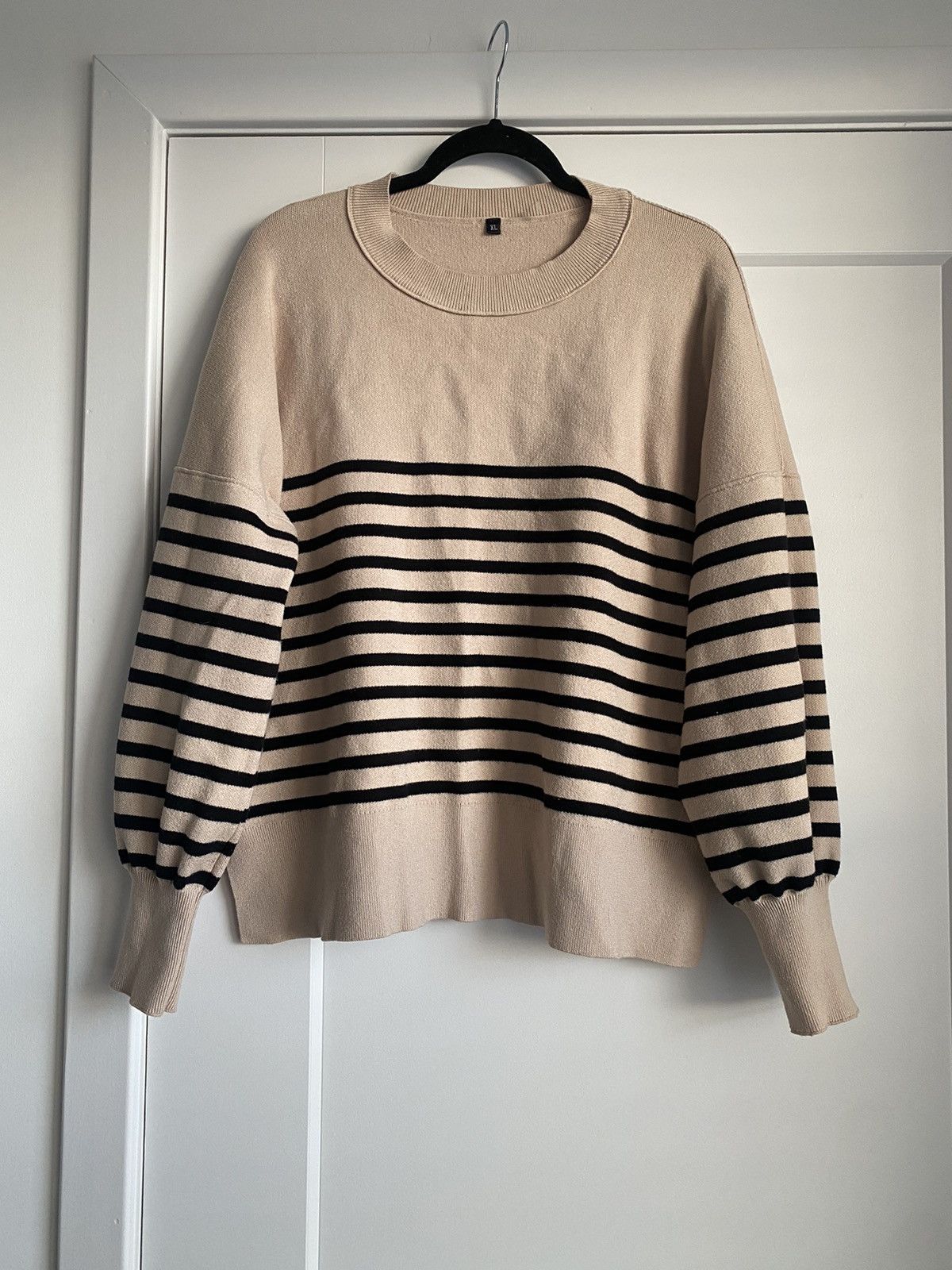 Other Etcyy new crew neck beige and black stripes sweater size XL Size XL / US 12-14 / IT 48-50 - 2 Thumbnail