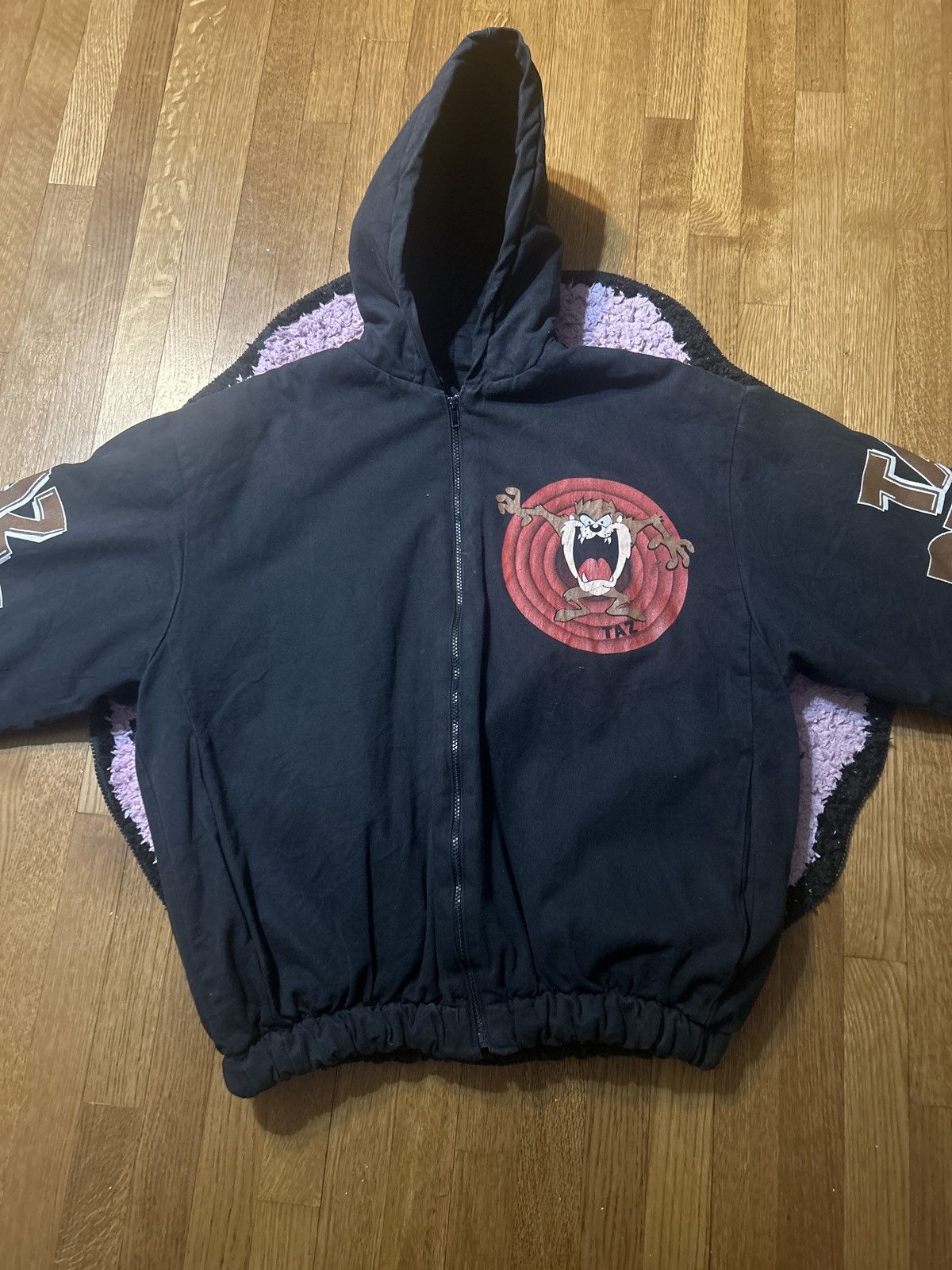 Vintage Carhartt style Tasmanian Devil jacket Size US L / EU 52-54 / 3 - 1 Thumbnail