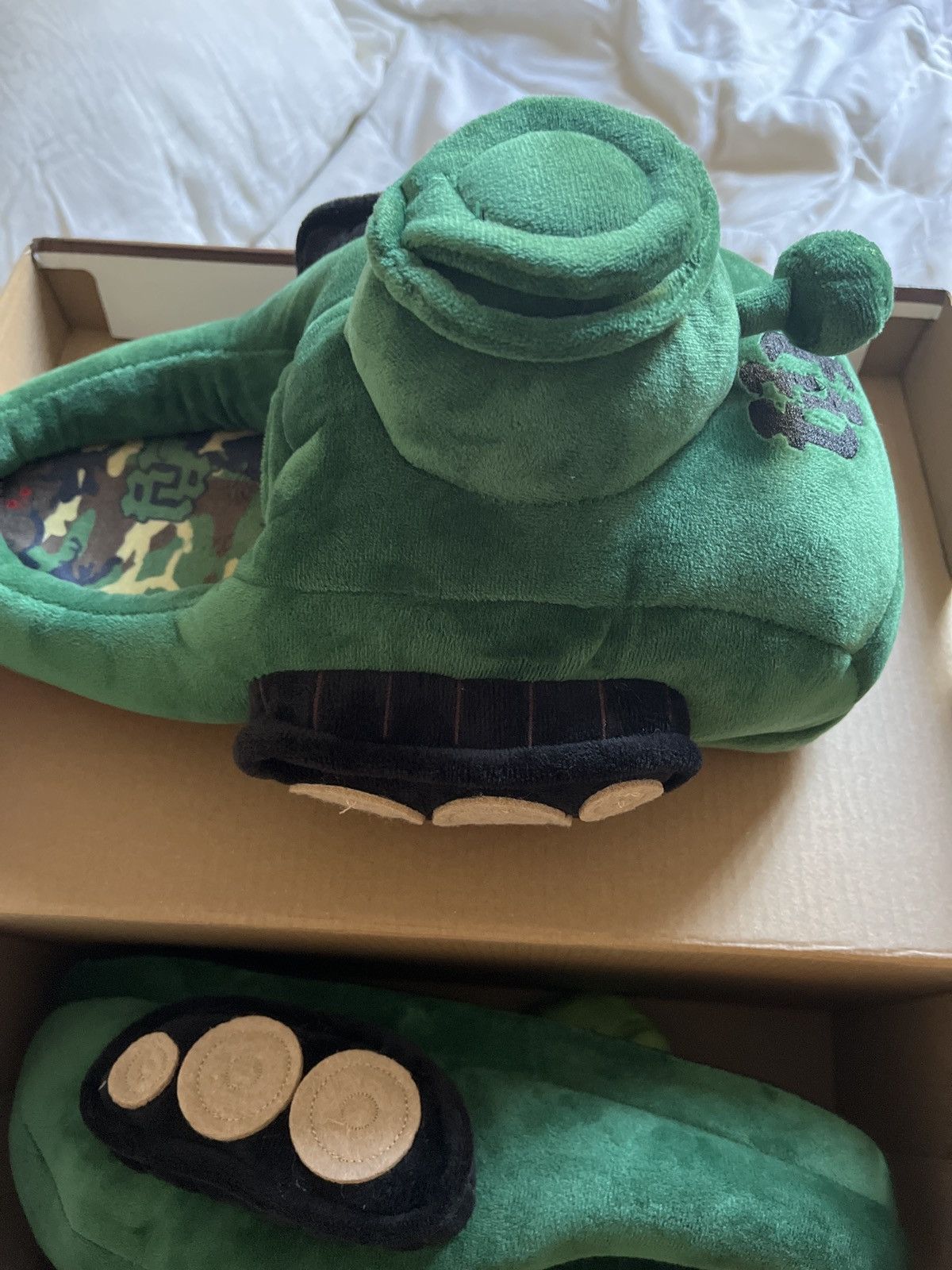 Other Limited Kankan 2023 tank tabeez slippers Size US 10 / EU 43 - 1 Thumbnail