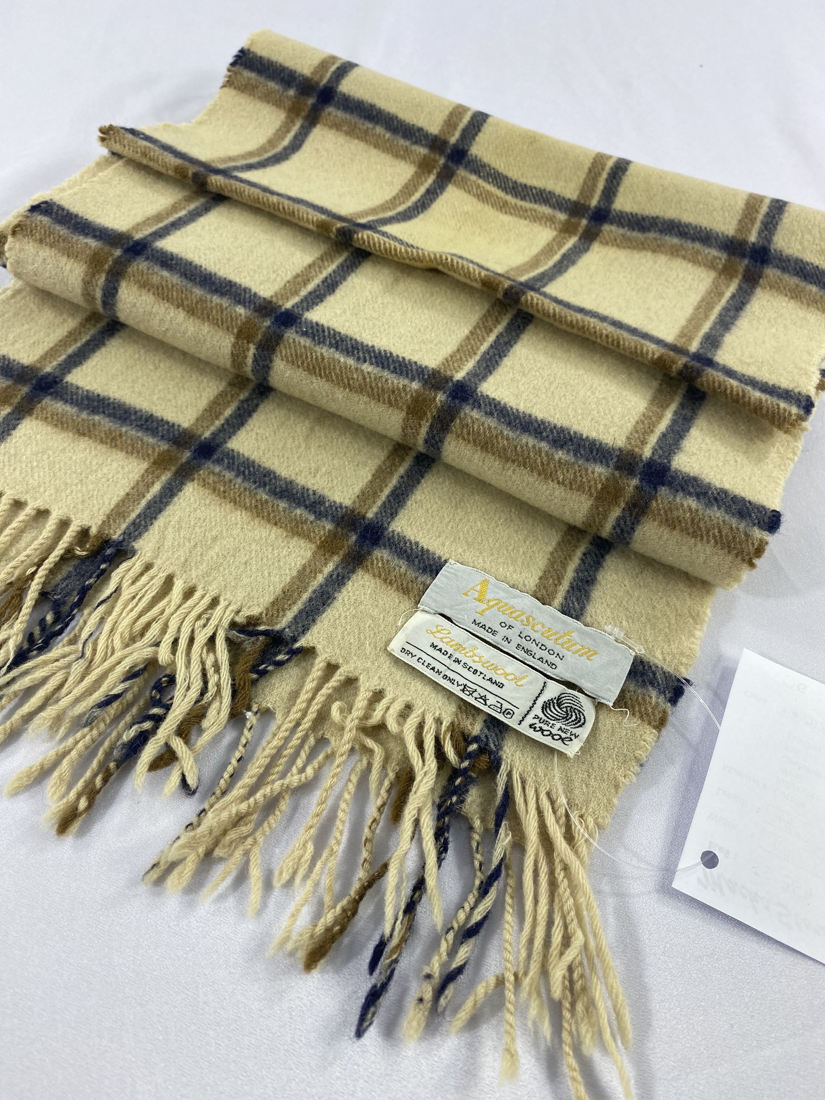 Aquascutum Aquasqutum Scarf / Muffler / Neckwear Size ONE SIZE - 2 Thumbnail