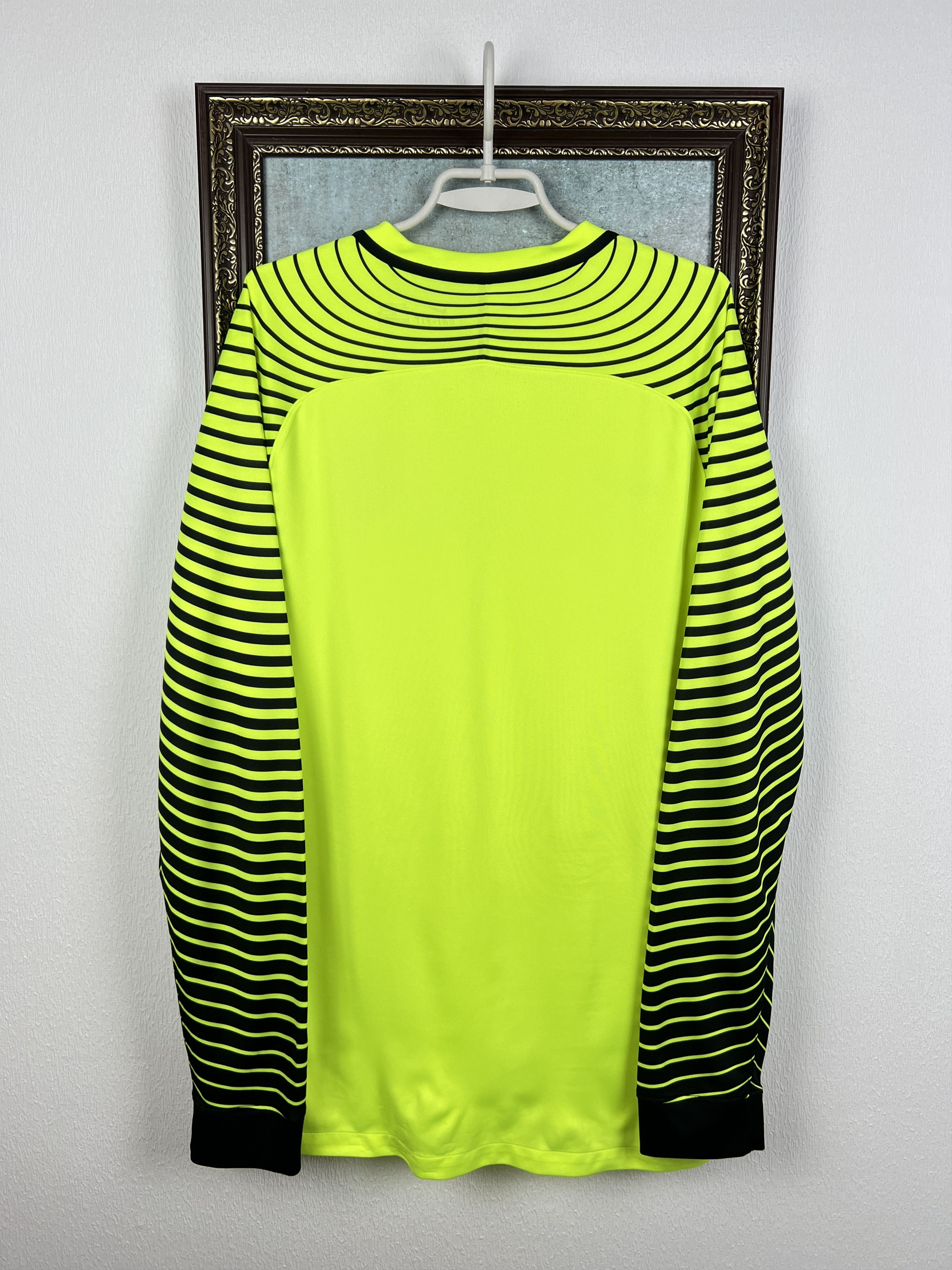 Nike Norway Goalkeeper football shirt Soccer Player Issue Jersey Size US XL / EU 56 / 4 - 11 Thumbnail