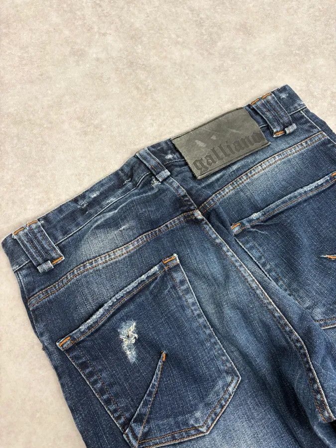 John Galliano 2010s John Galliano Blue Rebel Distressed Denim Jeans Size US 31 - 9 Thumbnail